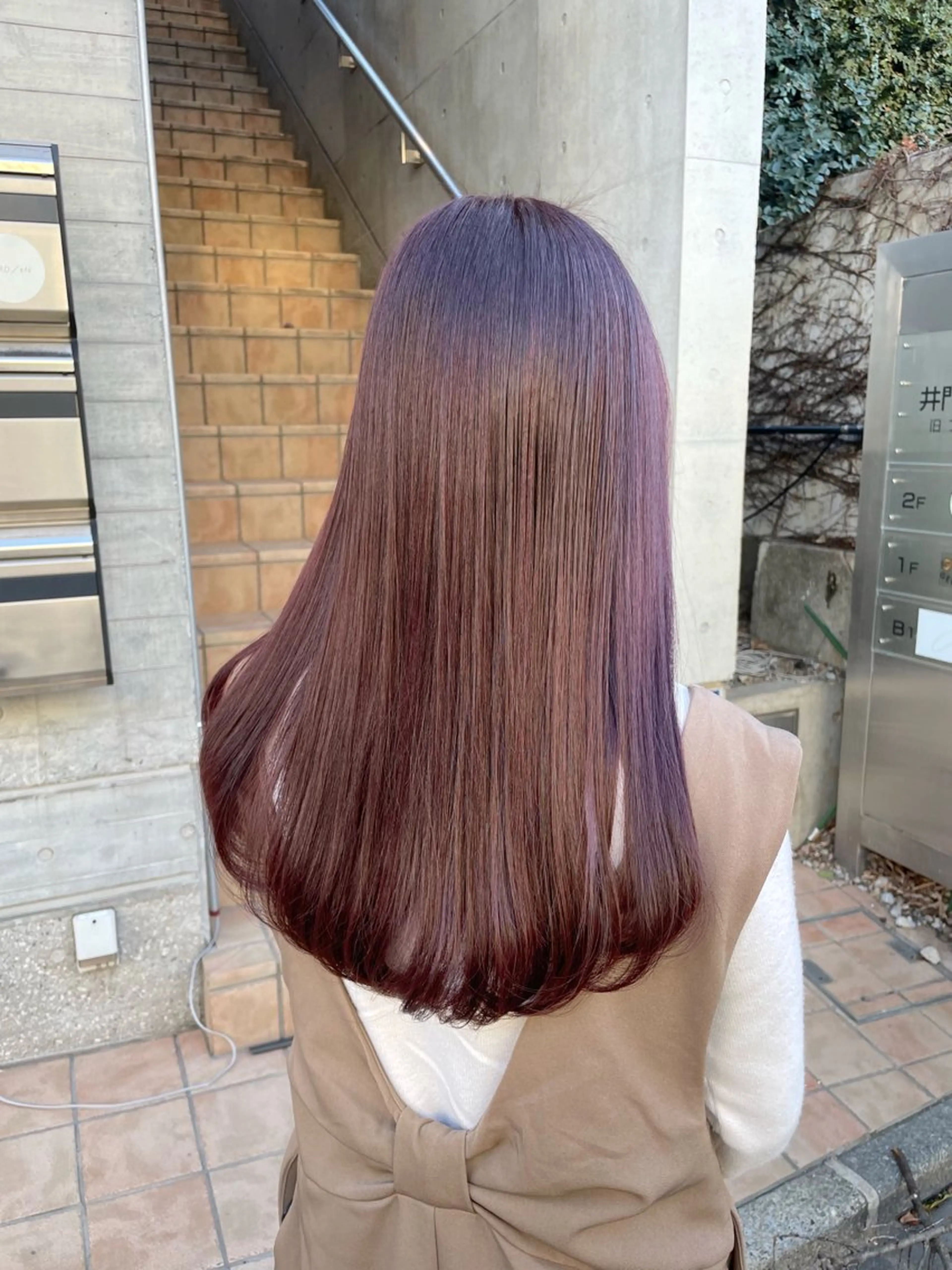 ロング カラー ラベンダーカラー ピンクカラー ピンクラベンダー ヘアカラー トリートメント 【arc】Ruri コテ巻き風パーマのヘアスタイル