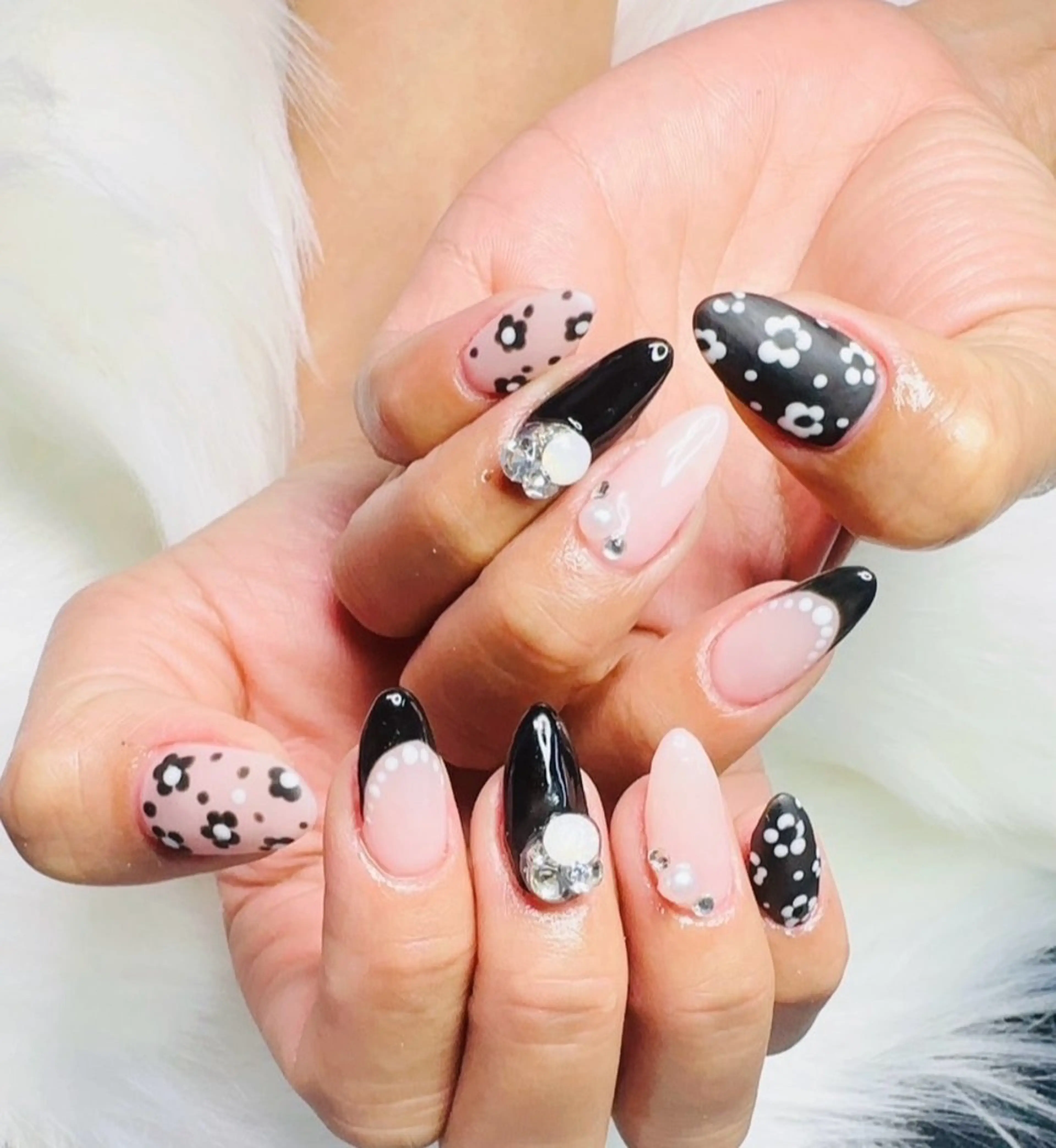 ネイル ハンドネイル Y&A所属・Y&A nail🌈のネイルデザイン