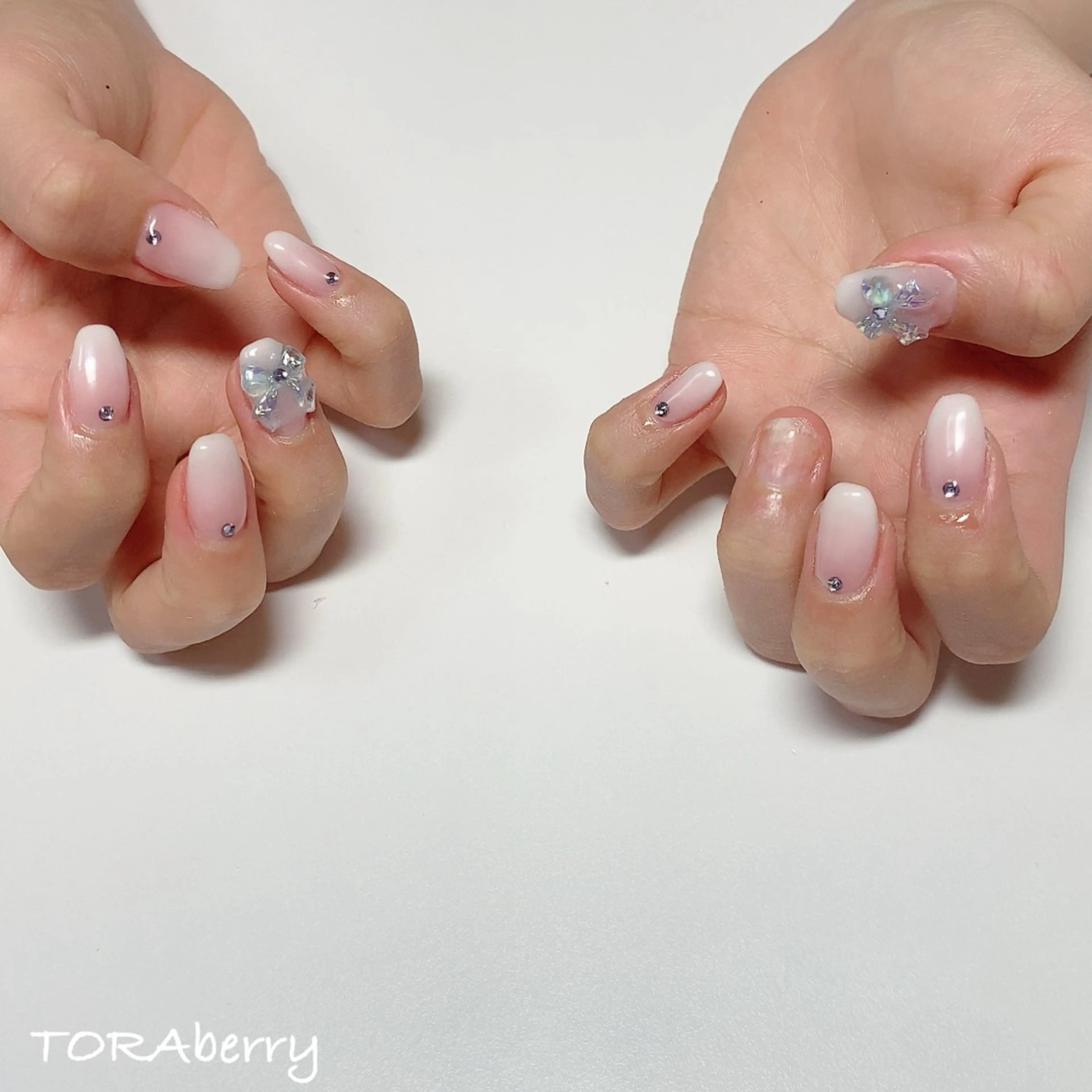 ネイル ハンドネイル ネイリスト なつみのネイルデザイン