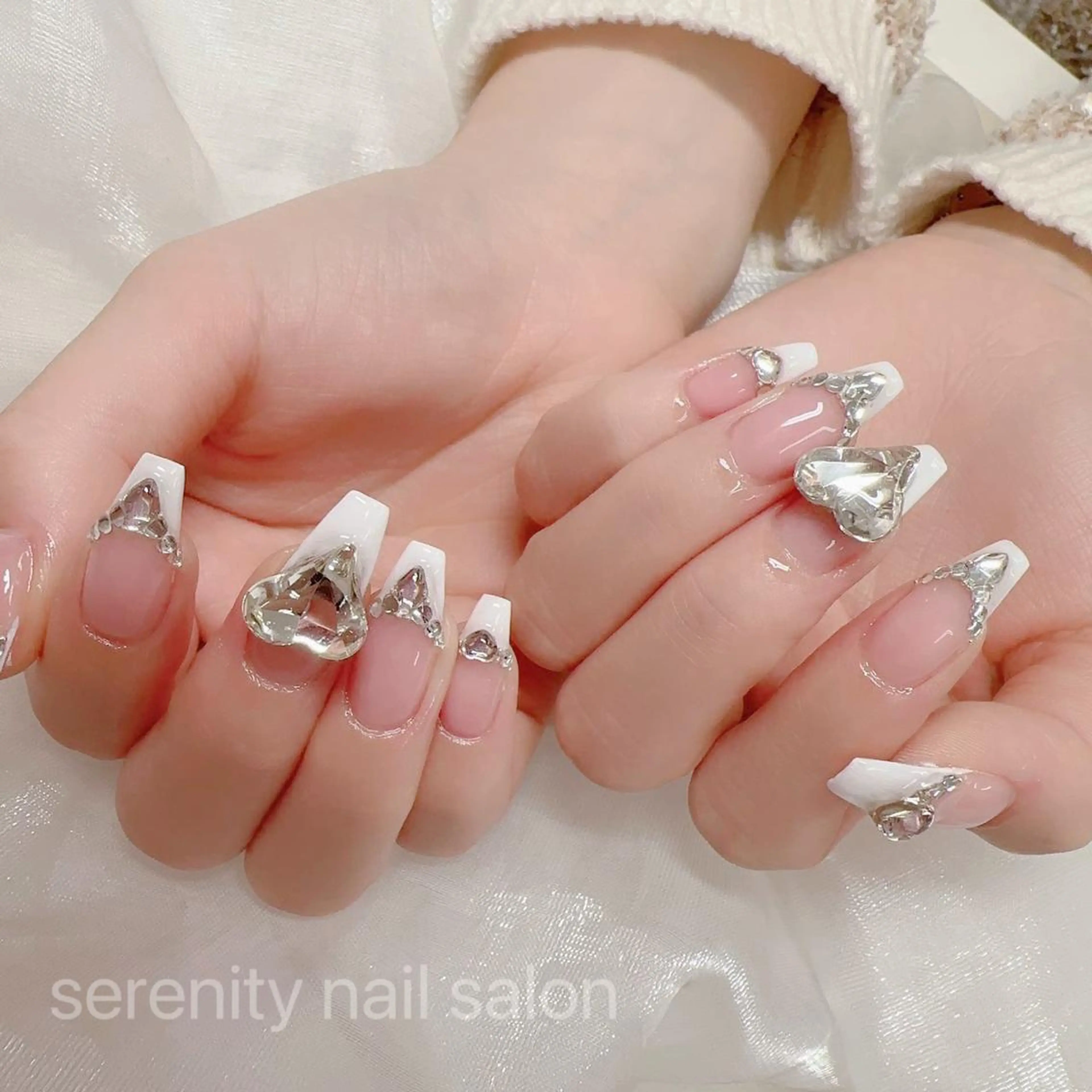 ネイル ハンドネイル ハンドケア ✨Serenity ワンホンネイルのネイルデザイン