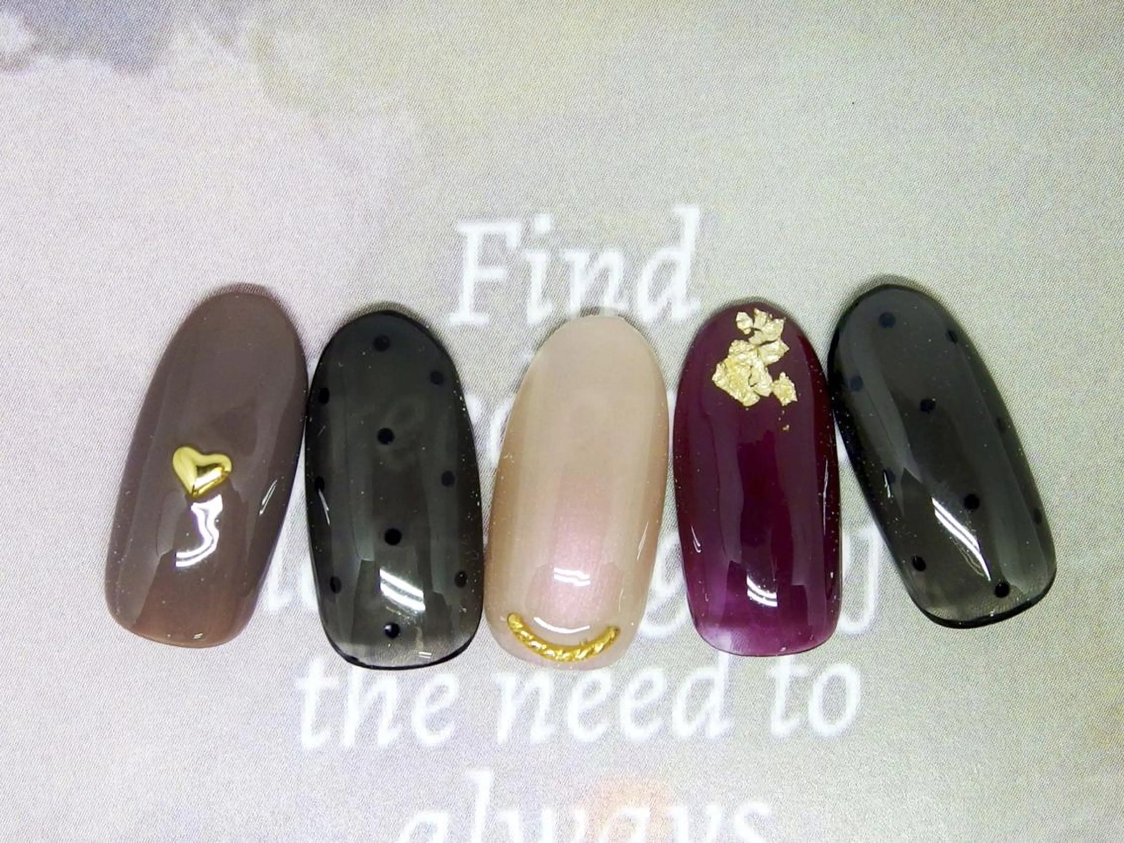 カラー ハンドネイル ティーエヌ 金山駅東口店のネイルデザイン