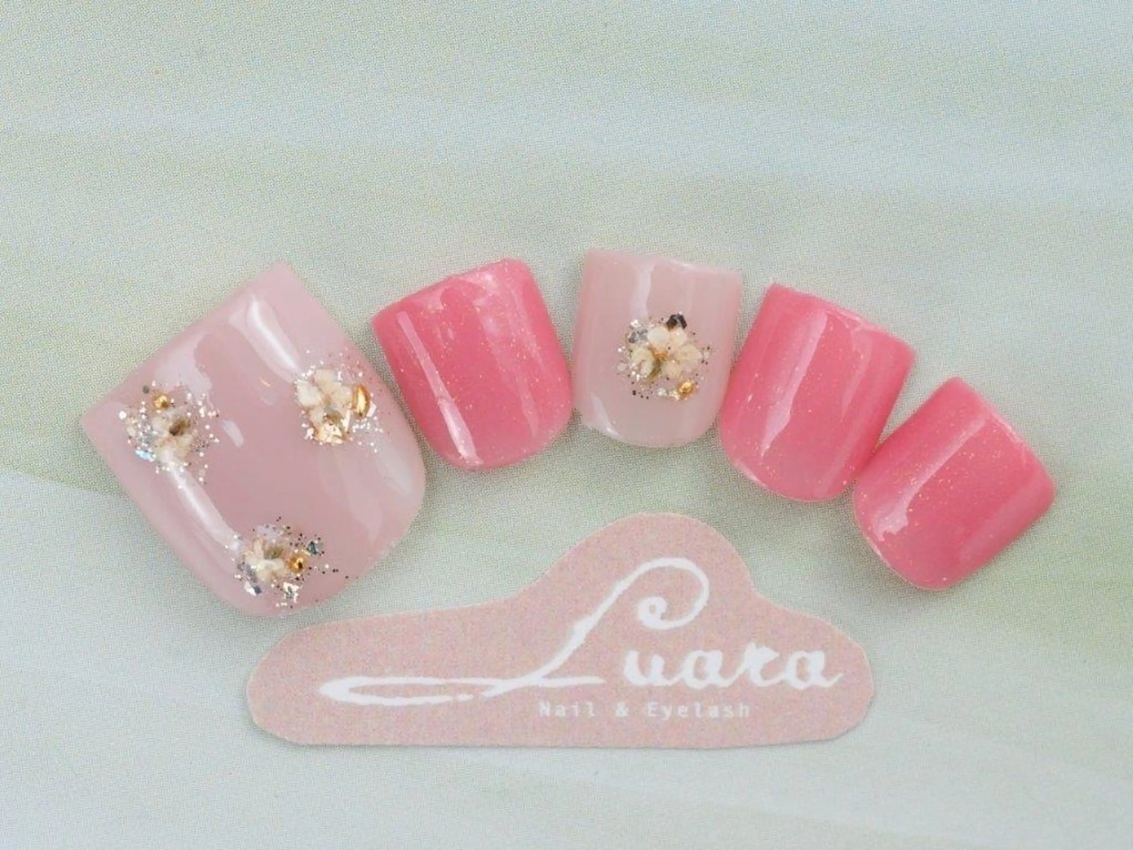 ネイル フットネイル Luara ルアラのネイルデザイン