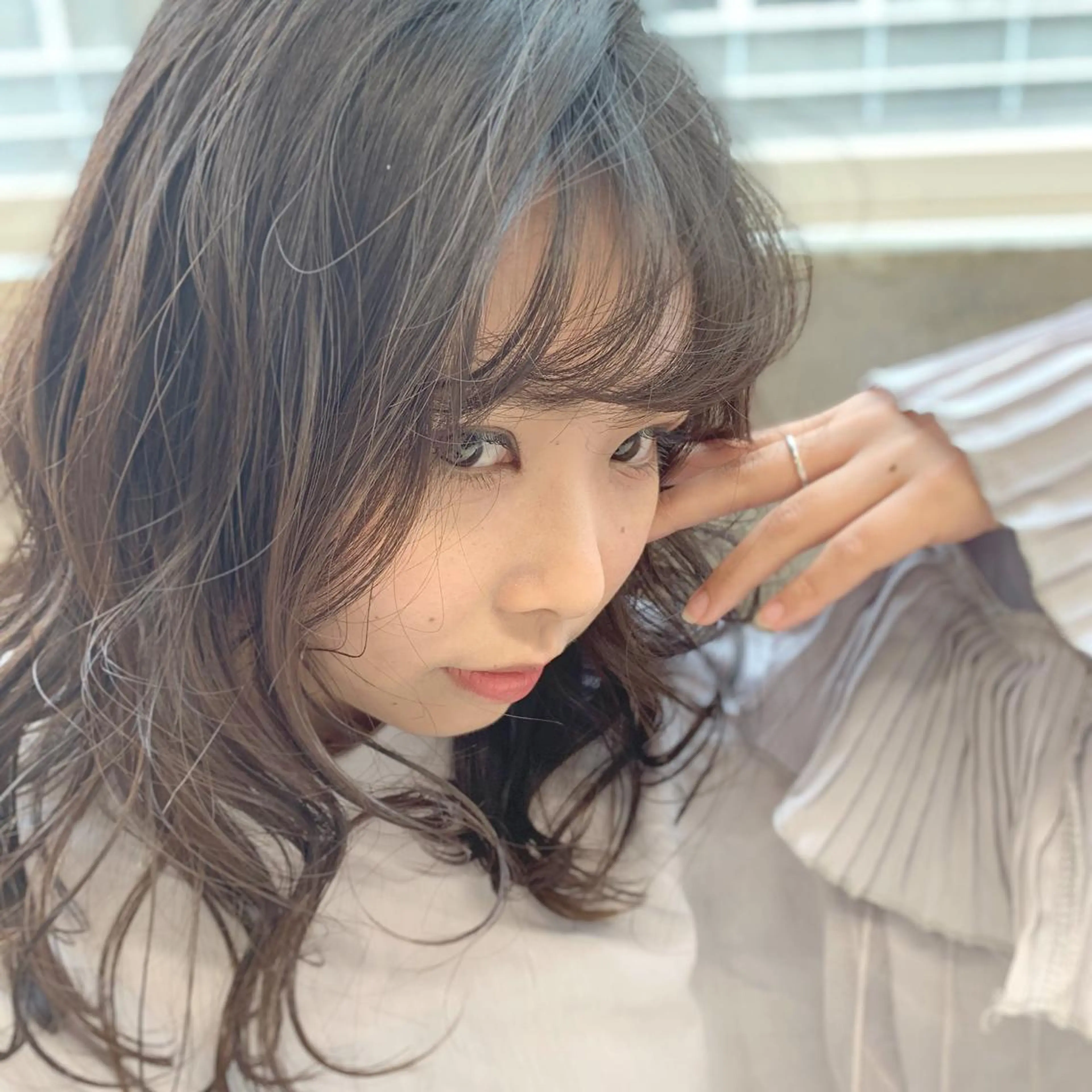 ミディアム カット ヘアカラー トリートメント 韓国　縮毛矯正 髪質改善　木村のヘアスタイル