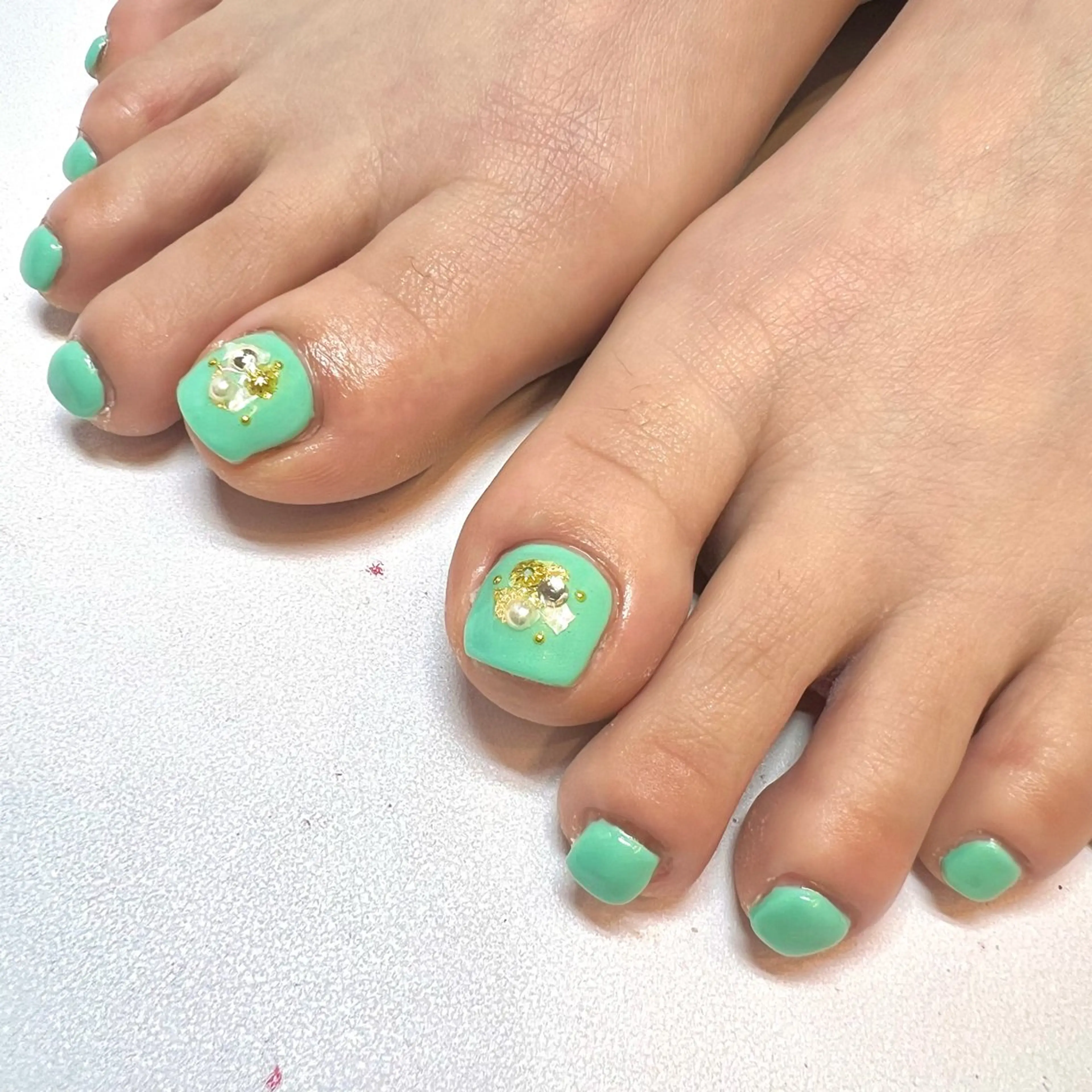 ネイル フットネイル clover nailのネイルデザイン