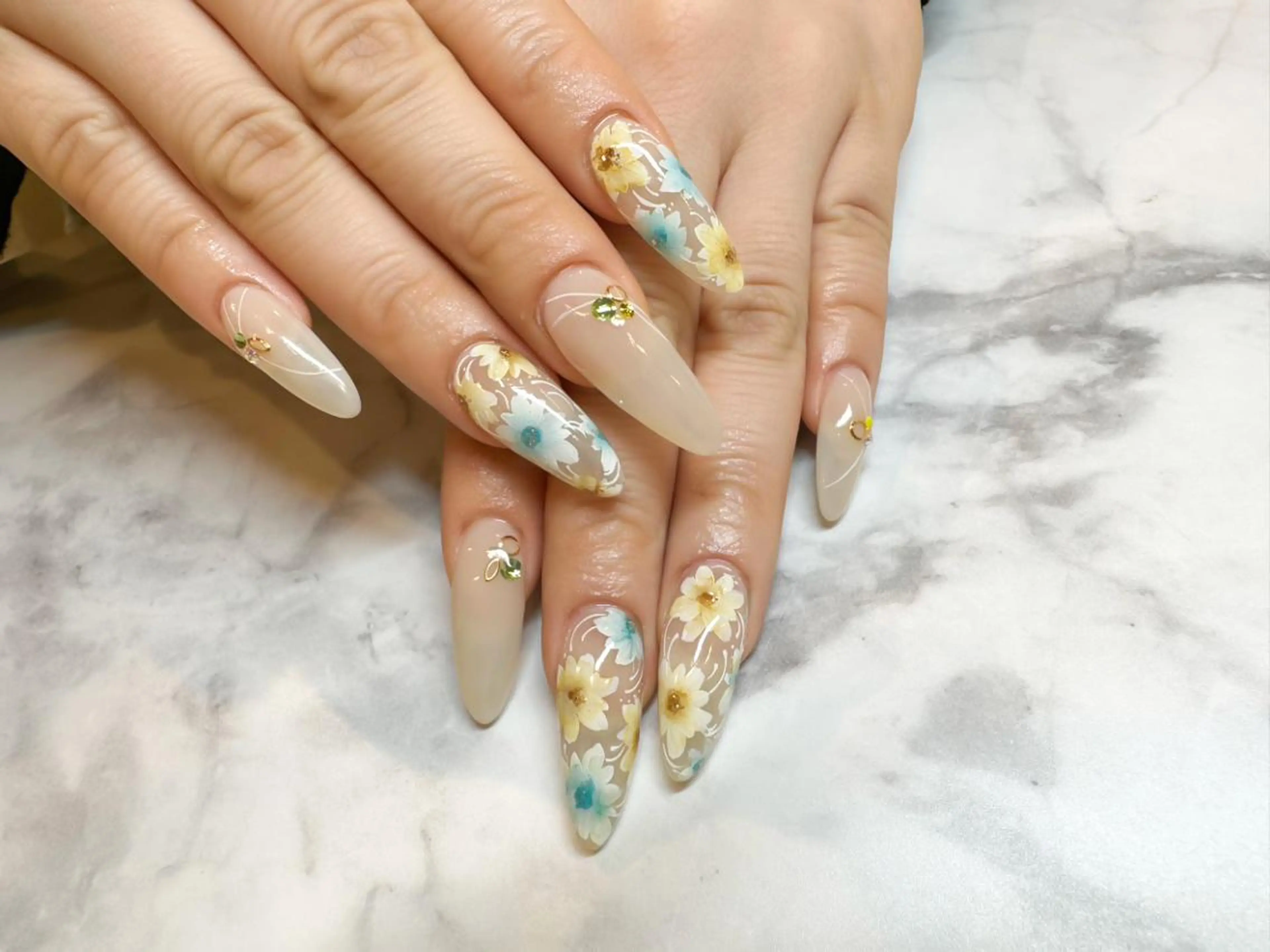 ネイル Bianca 名駅店  rinnのネイルデザイン