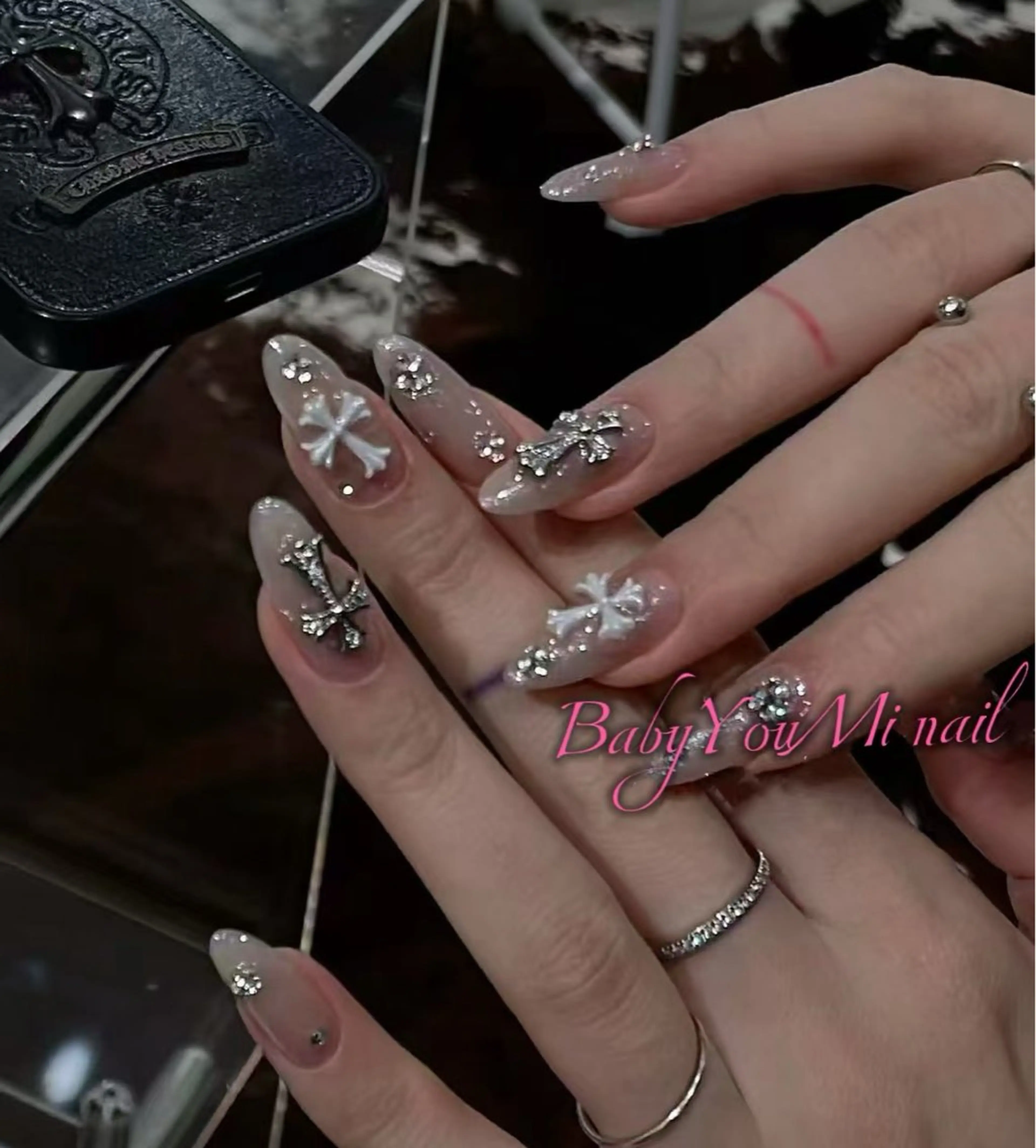 ネイル オーロラネイル フラワーネイル フットネイル フレンチネイル ジェルネイル ハンドネイル BabyYouMi nailのネイルデザイン