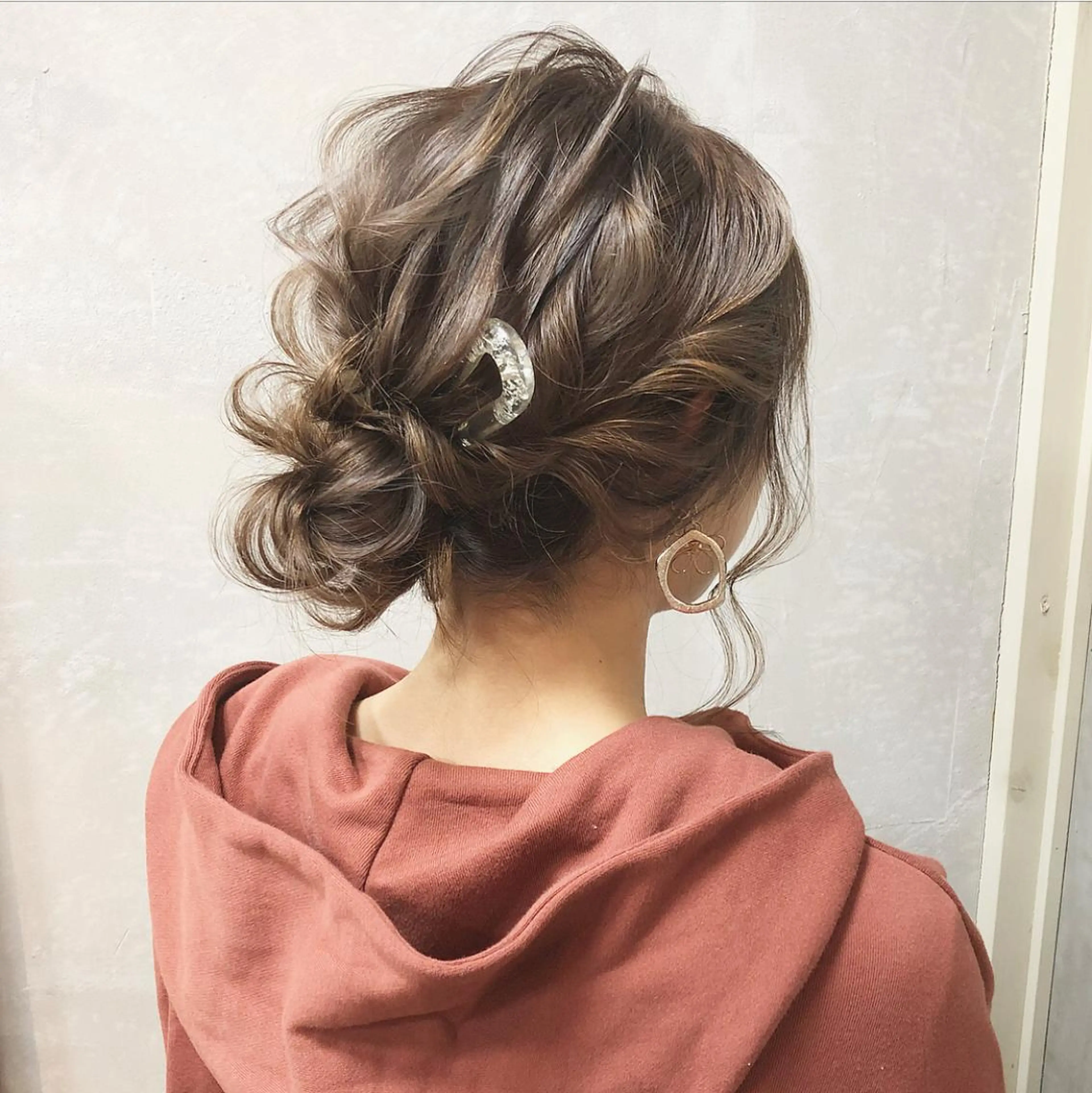 セミロング カラー ヘアアレンジ ベージュカラー ヘーゼル autre所属・大久保 ひでなりのヘアスタイル