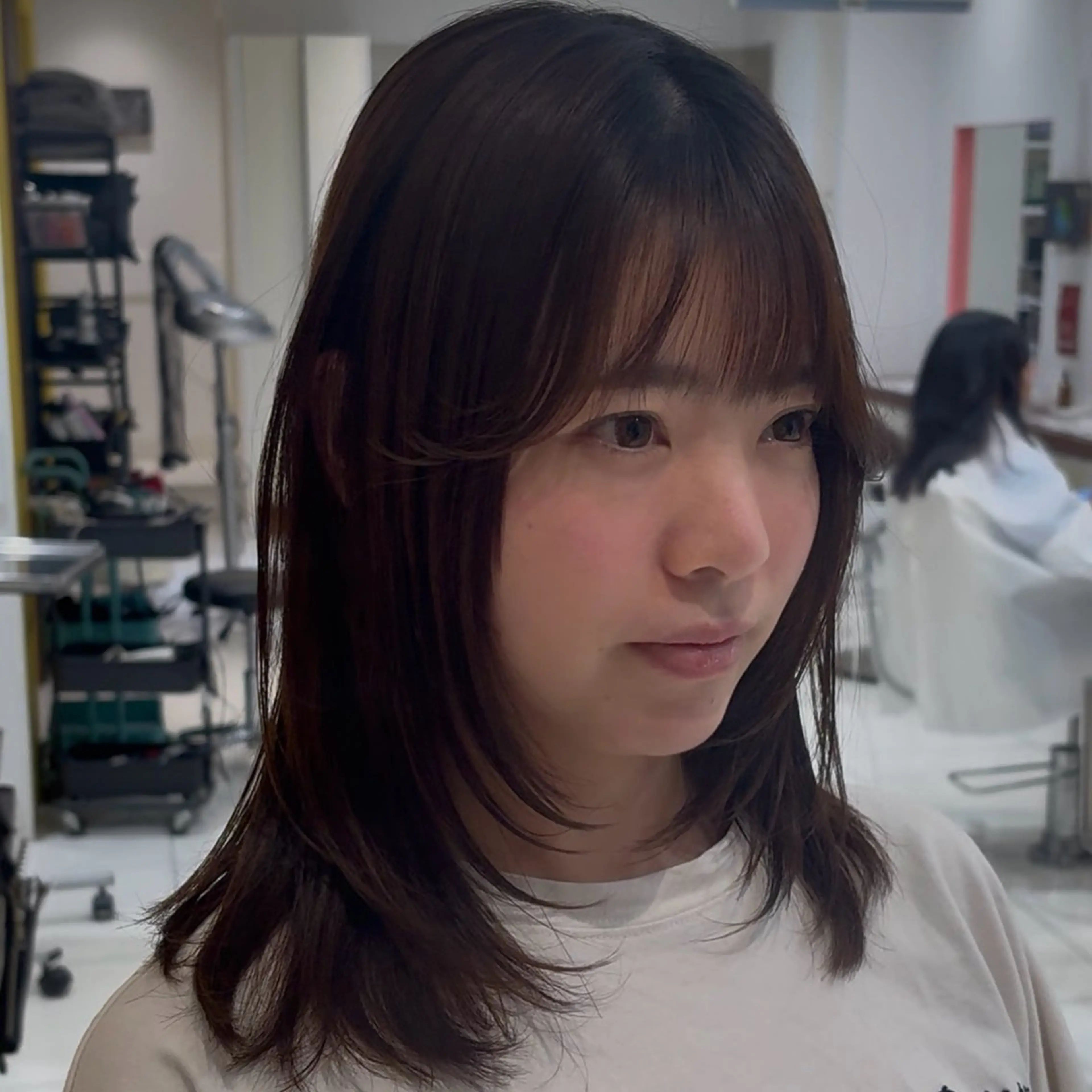 セミロング yuuna┆ オタク美容師🌈🕒のヘアスタイル