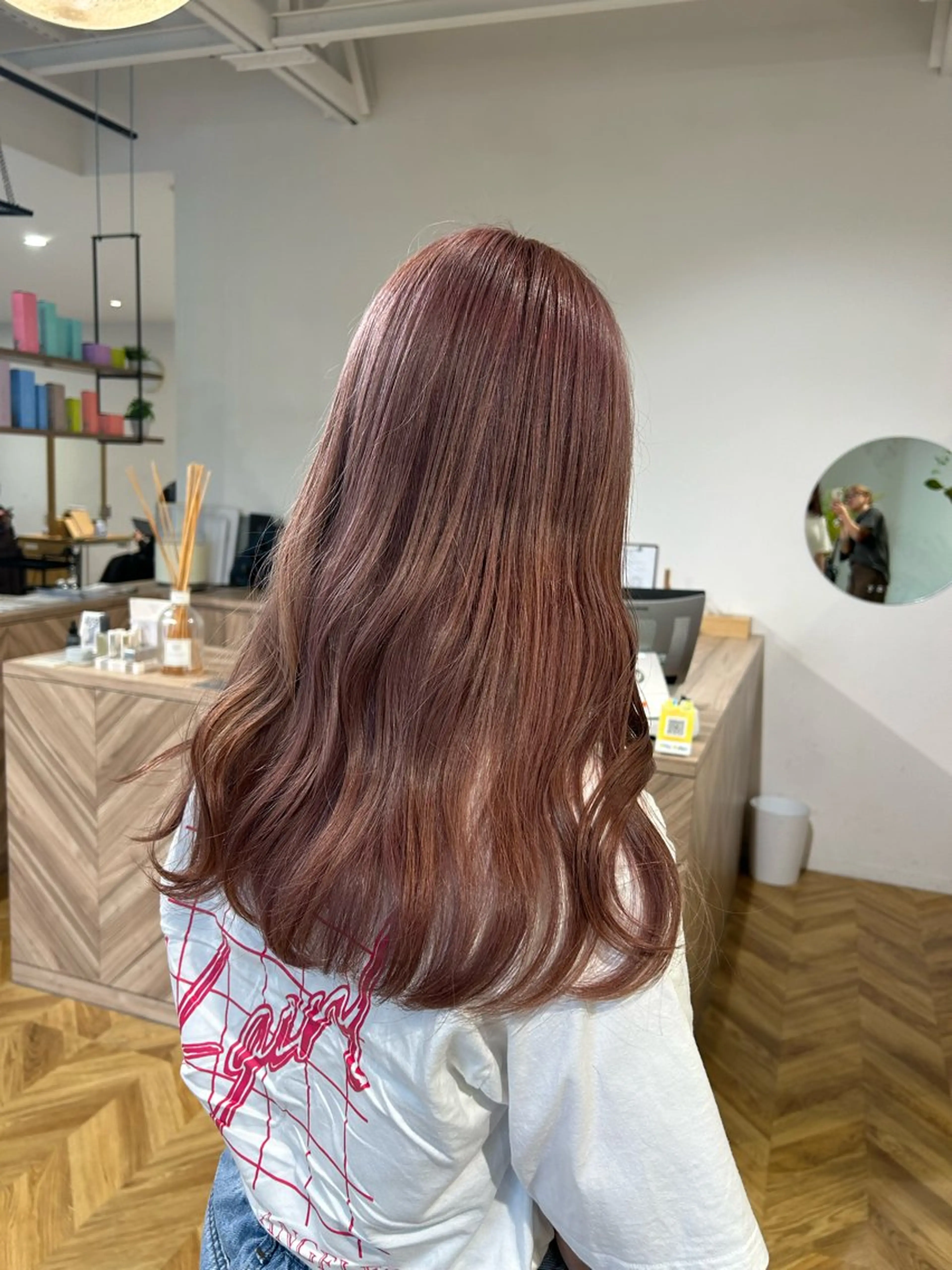 ロング カラー ブリーチ ラベンダーカラー 透明感カラー🥣 yukihoのヘアスタイル