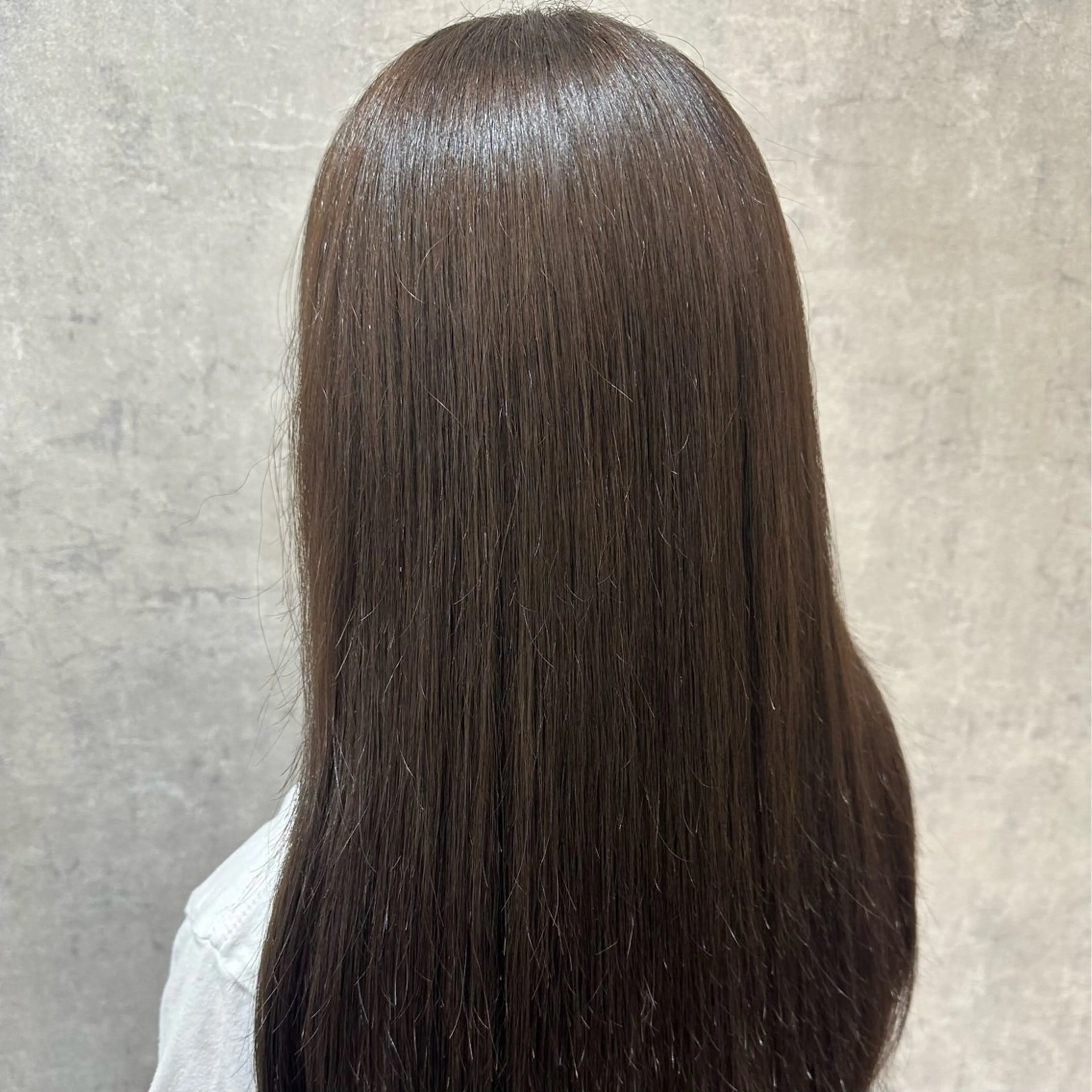 ロング カラー 小島 姫奈里のヘアスタイル