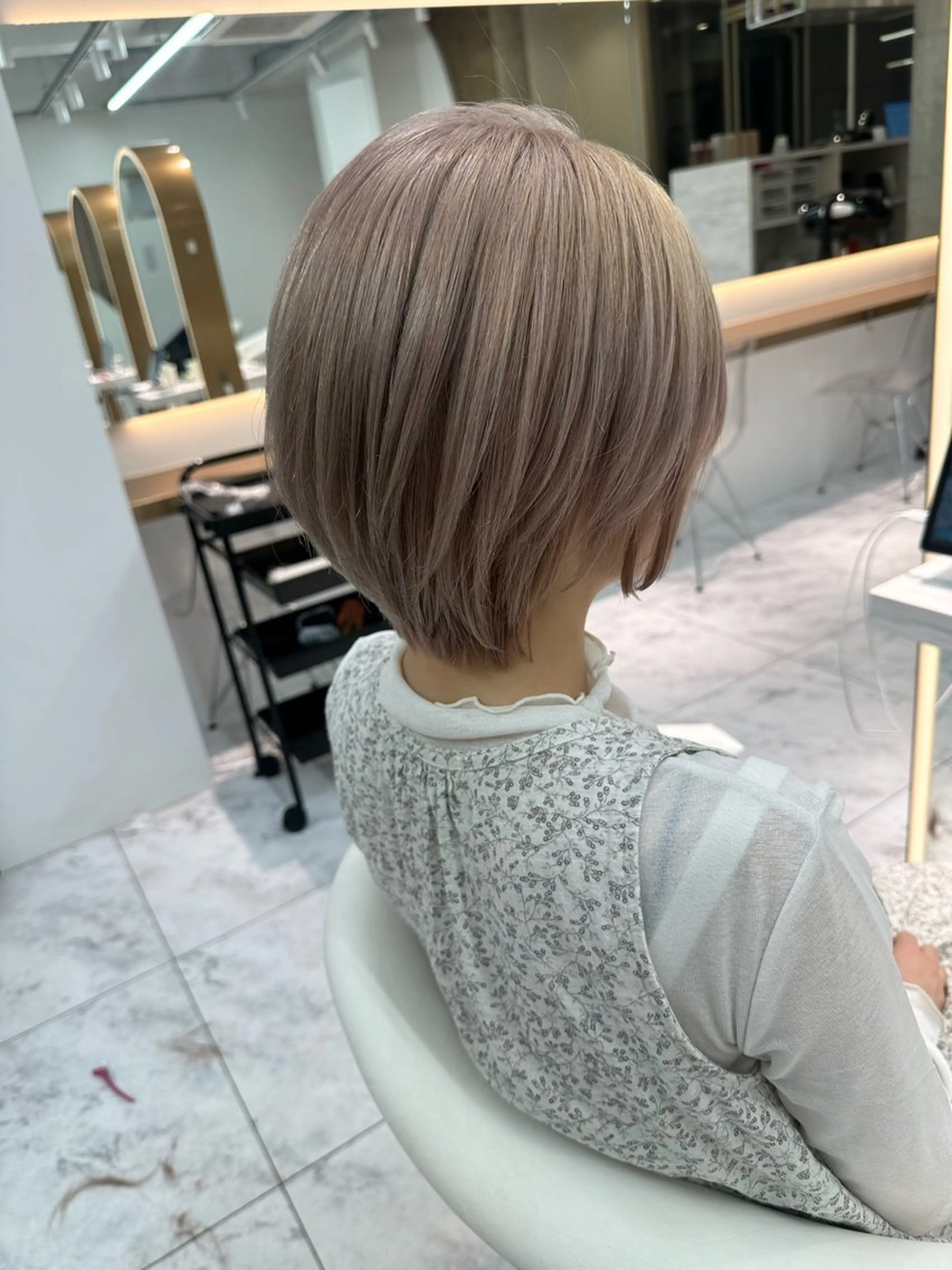 ショート カラー ショートボブ ハイトーンカラー ボブ ショートヘア カット ヘアカラー トリートメント 🍒楓🍒北九州1 艶カラー作る人🎨のヘアスタイル