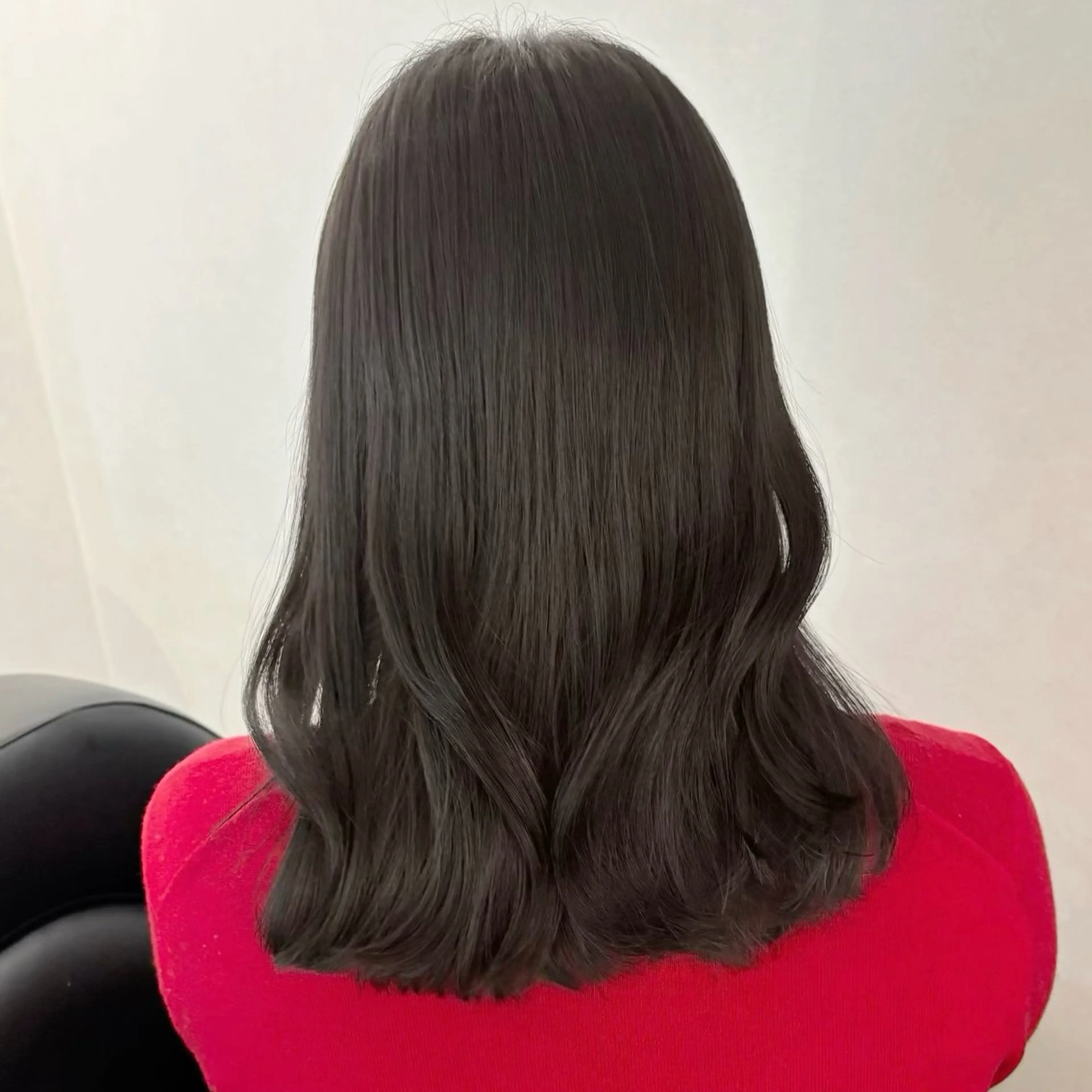 ミディアム カラー ヘアカラー トリートメント akiho/透明感 カラー/グレージュのヘアスタイル