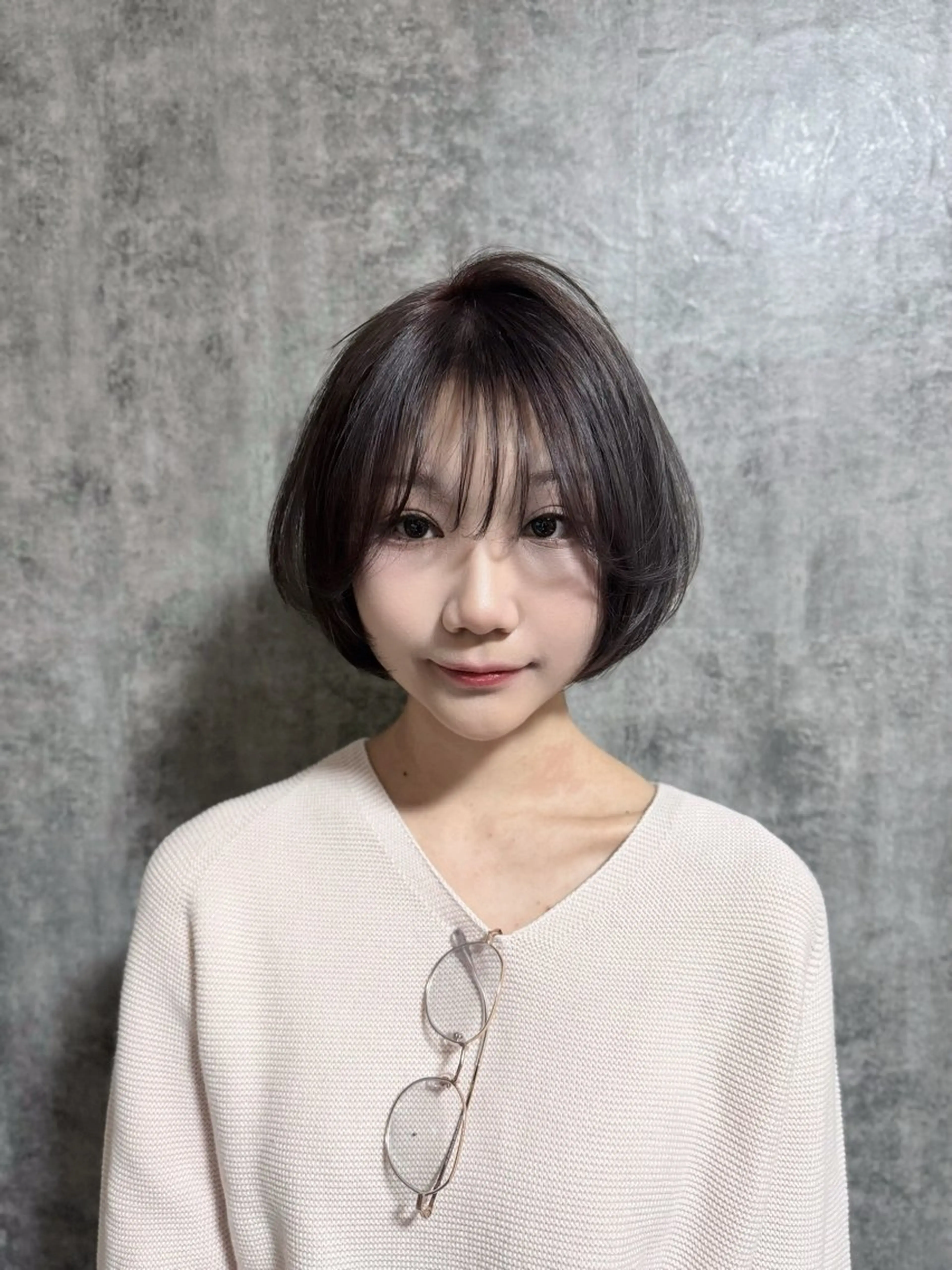 ショート ボブレイヤー ラベンダーブラウン ボブ レイヤーカット カット ヘアカラー トリートメント CAPSULE 【カプセル】所属・CAPSULE 平野 廉のヘアスタイル