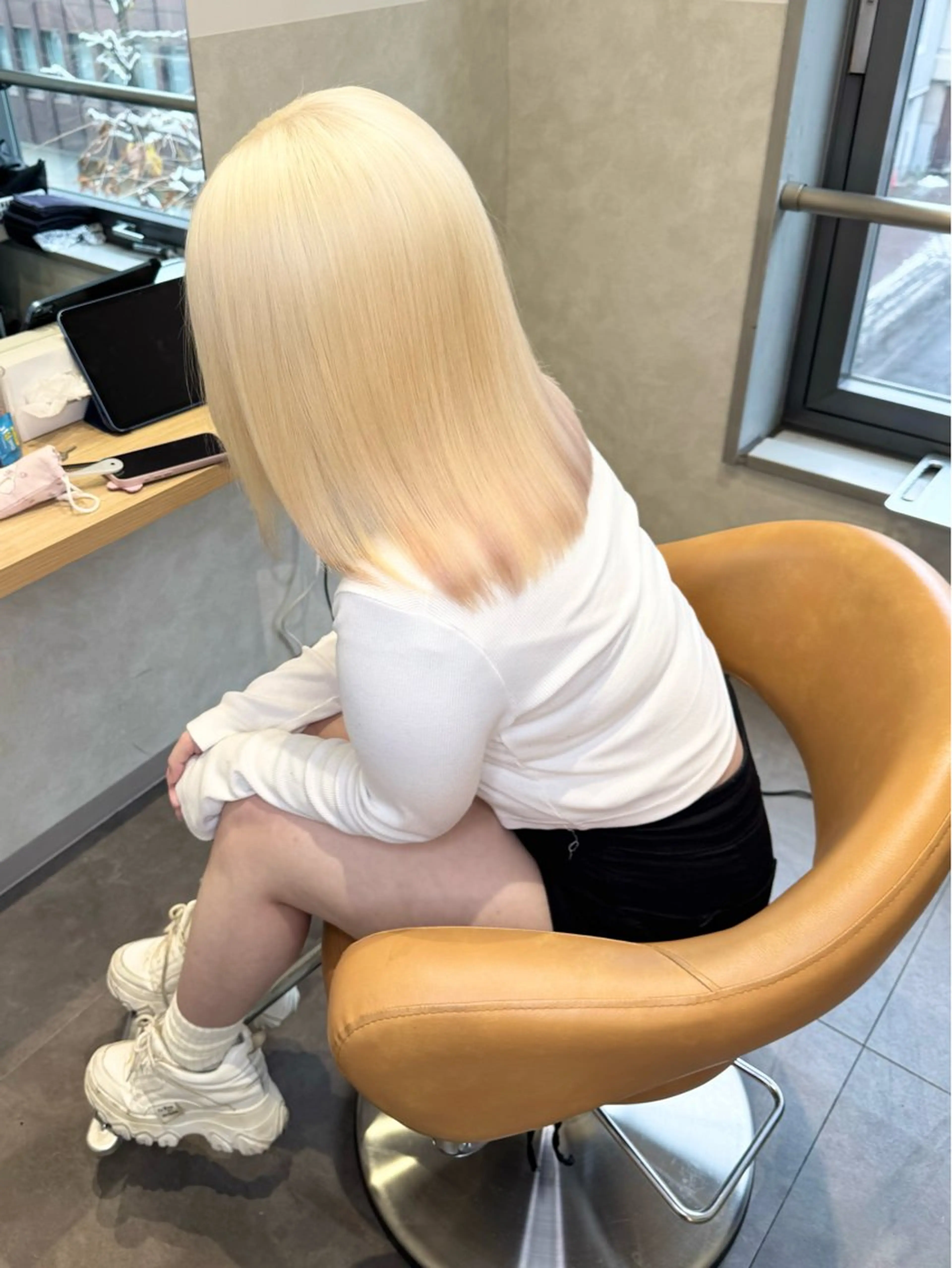 ミディアム カラー ヘアカラー トリートメント SALOWIN札幌大通り所属・札幌ハイトーン/ ブリーチカラー/ドイのヘアスタイル