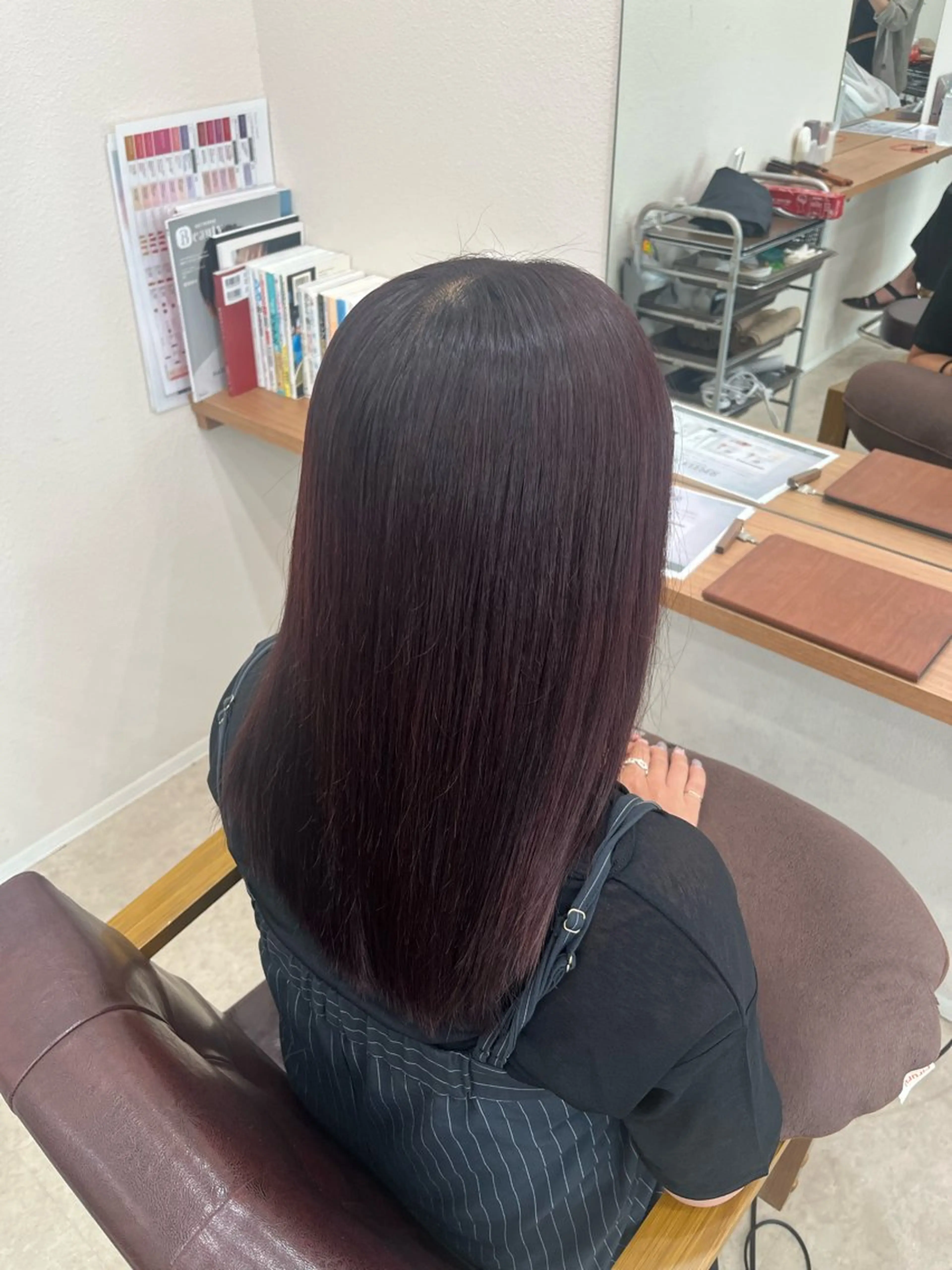 ロング カラー ヘアカラー トリートメント 永井 夢彩のヘアスタイル