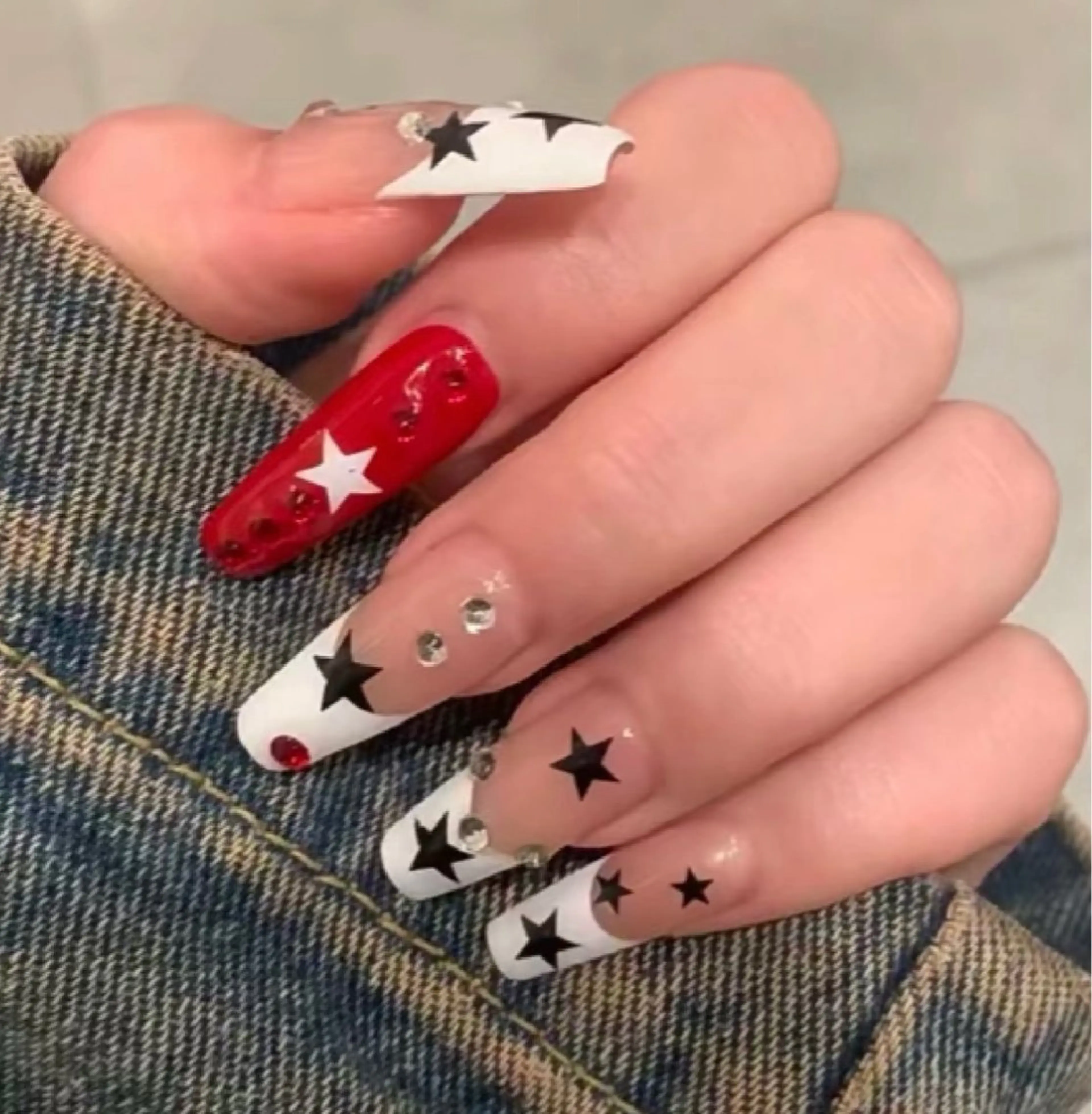 ネイル ハンドネイル ハンドケア 🤩 Yuliaユリアのネイルデザイン