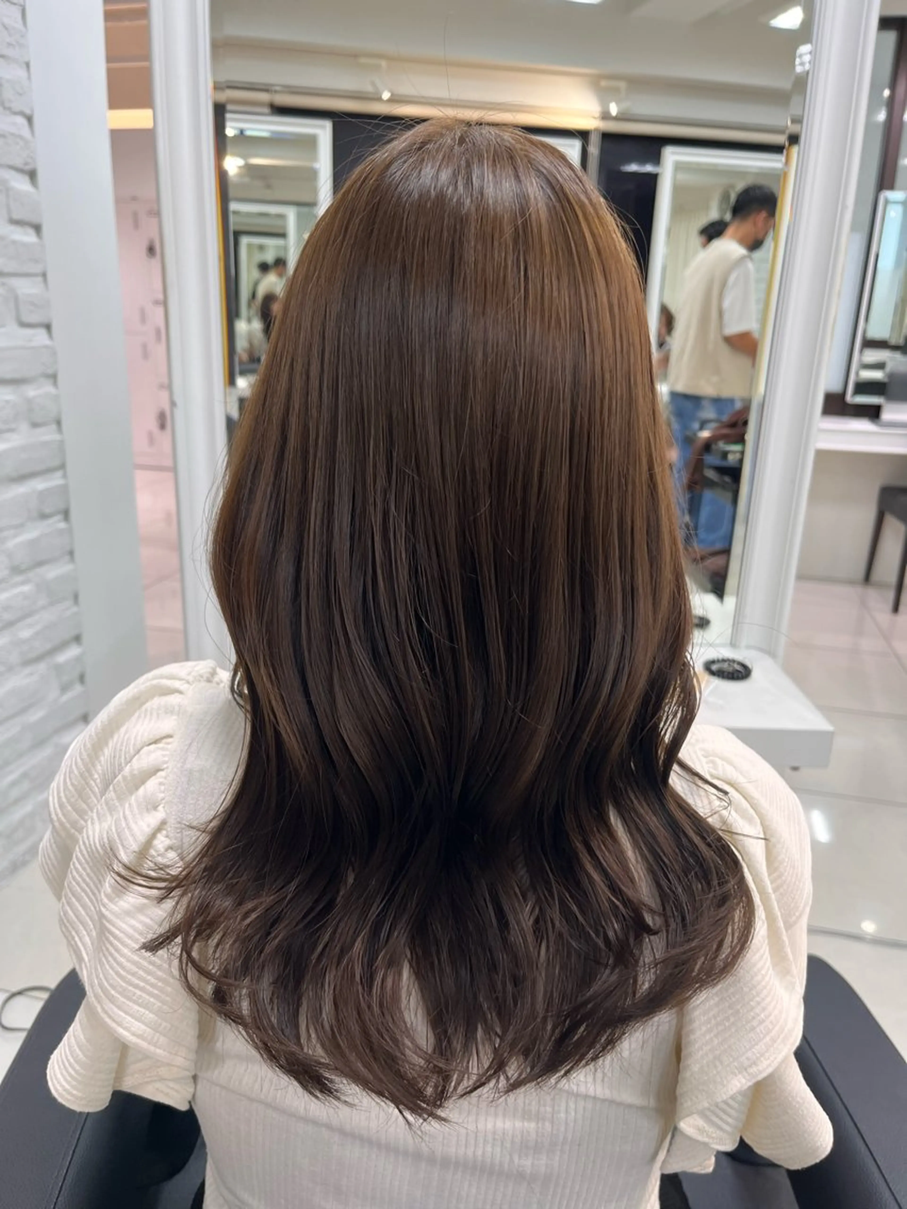 セミロング カラー ベージュカラー ブリーチ ブラウンカラー ダブルカラー ミルクティーブラウン カット ヘアカラー トリートメント メンズ縮毛矯正🦊ハ イトーン　RYOKAのヘアスタイル