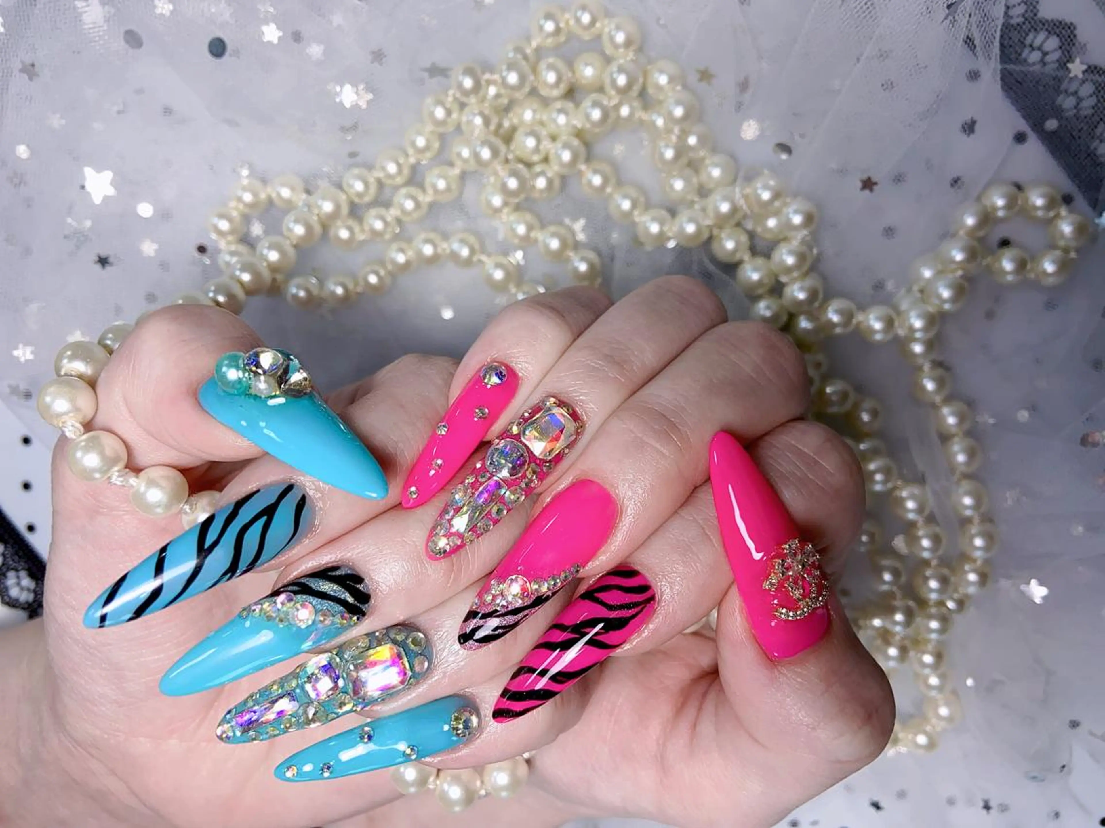 ネイル オーロラネイル チークネイル 長さ出し フレンチネイル ジェルネイル MUSES  NAIL  SALON所属・MUSES ネイルのネイルデザイン