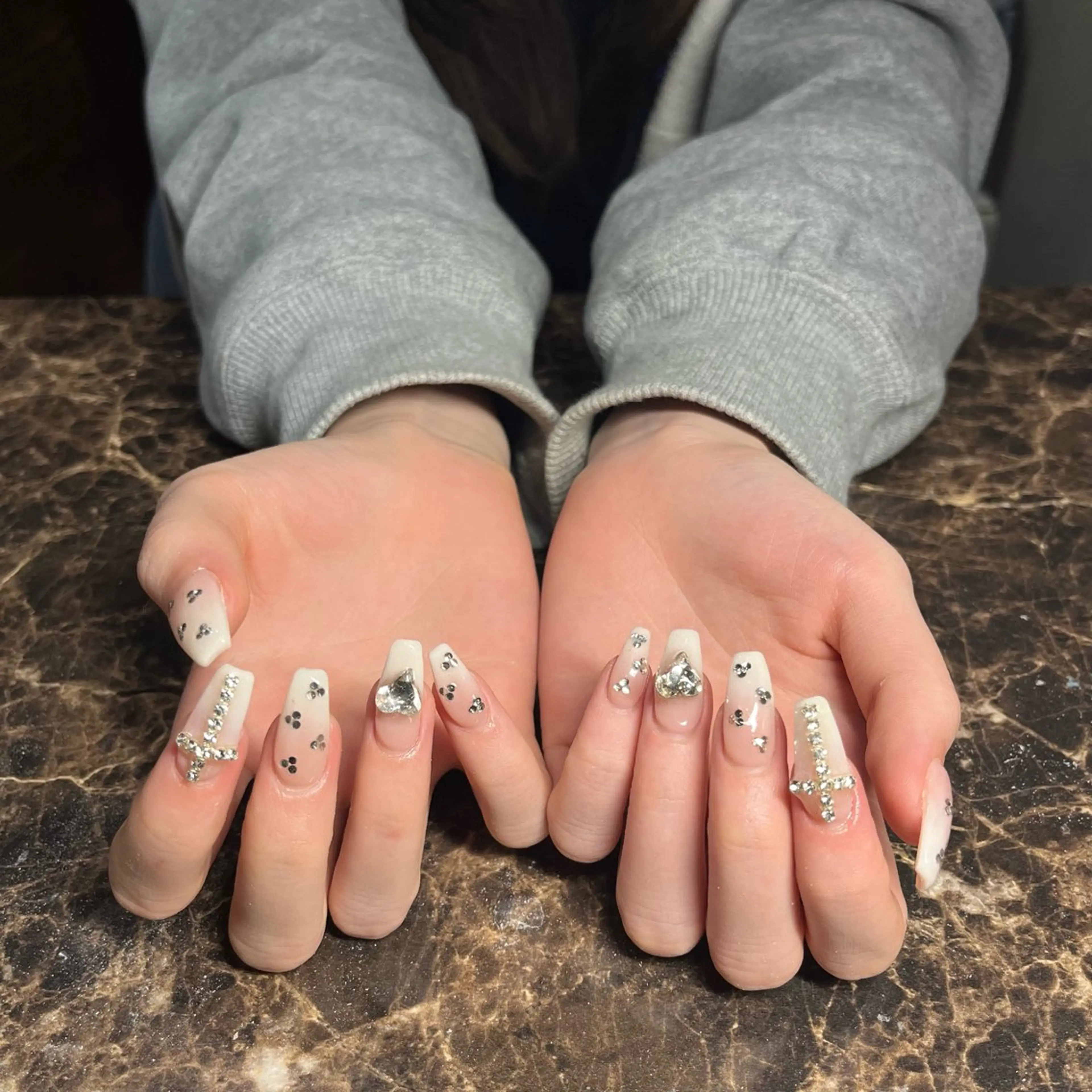 ネイル ハンドネイル IROHA nail 有美のネイルデザイン