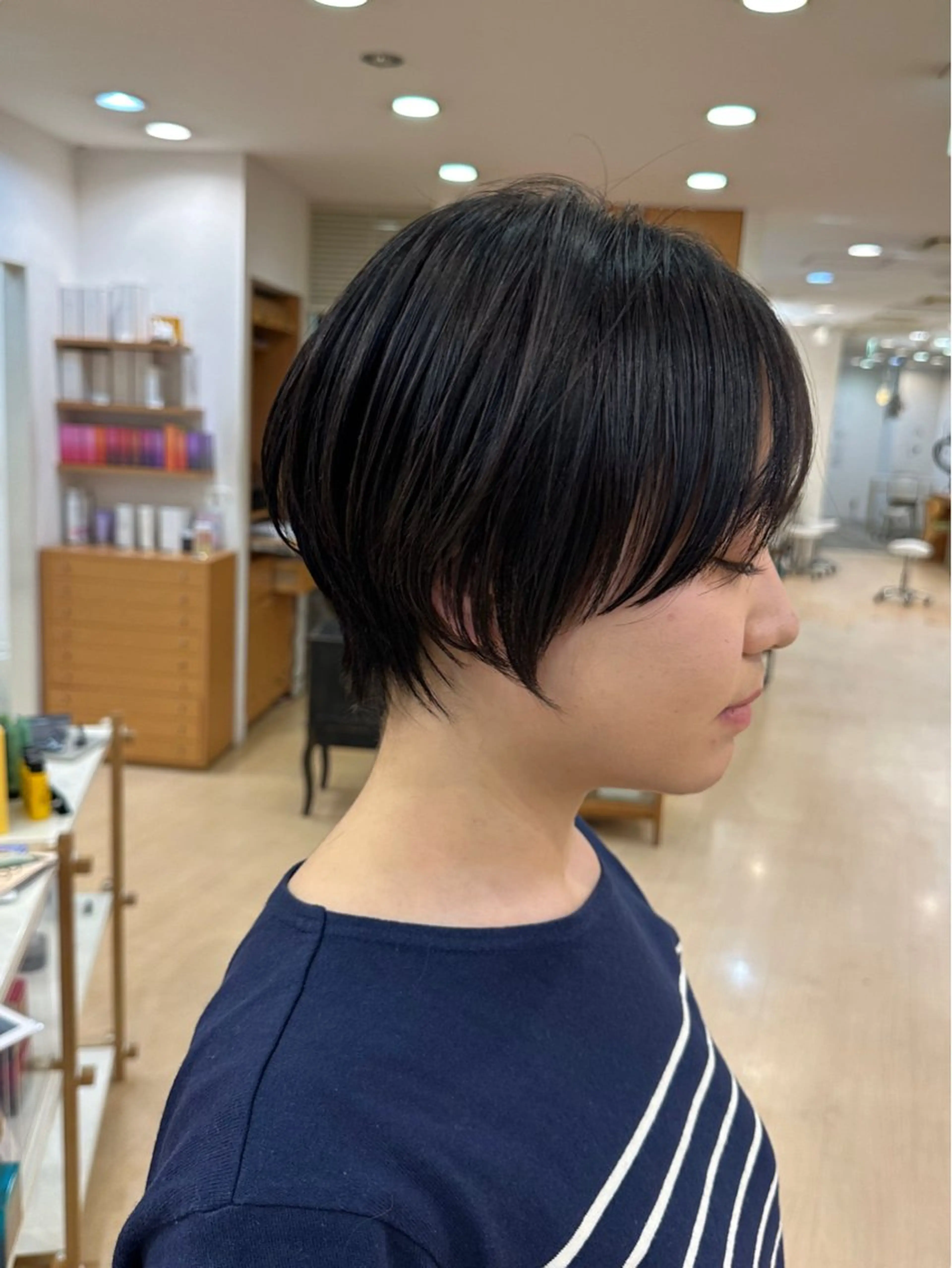 ショート くびれヘア ショートヘア 渡辺 良城のヘアスタイル