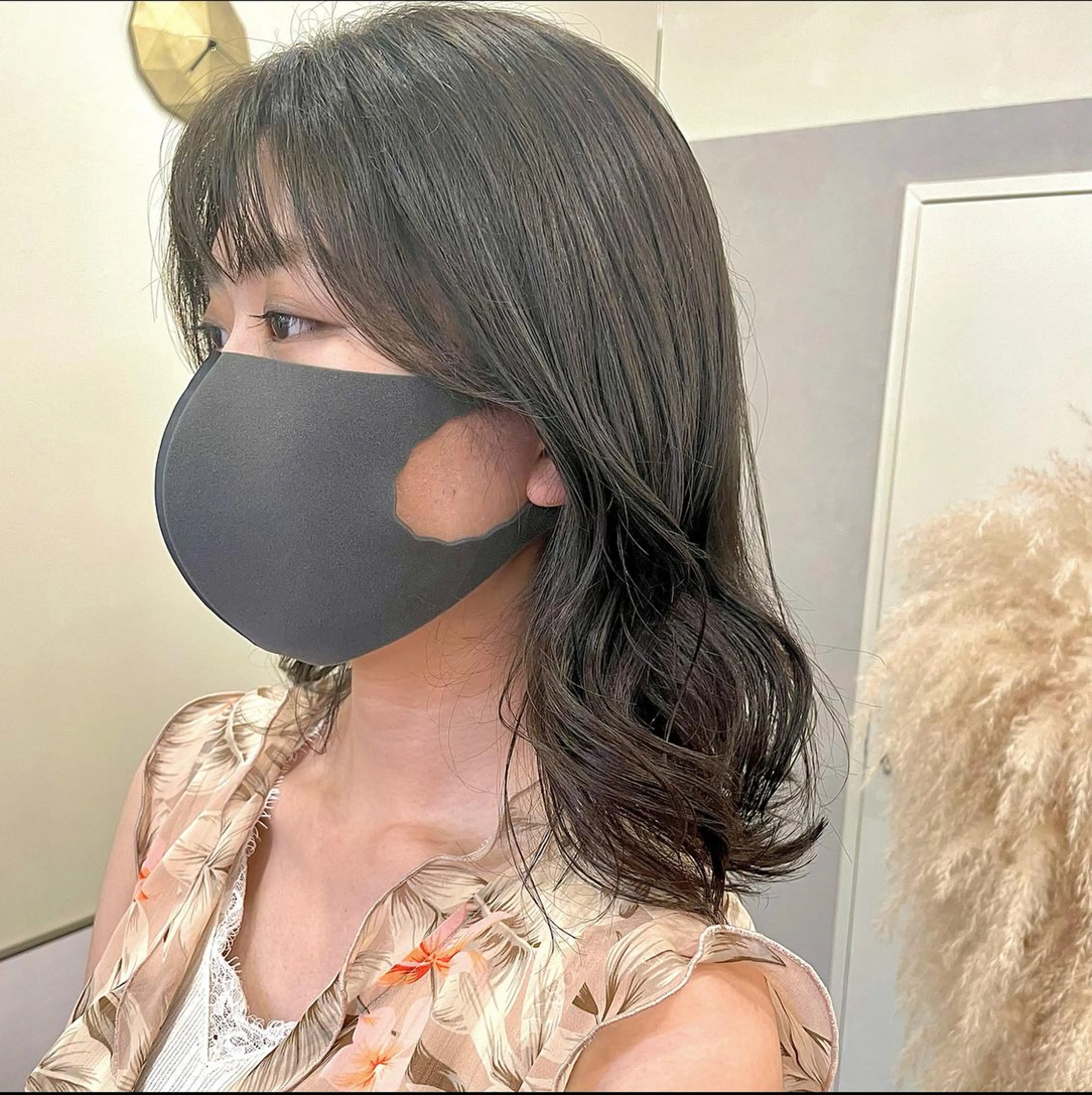 ミディアム カラー ベージュカラー 透明感カラー ダブルカラー オリーブベージュ カット ヘアカラー トリートメント Anytime所属・はるか 💐 お悩み改善美容師のヘアスタイル