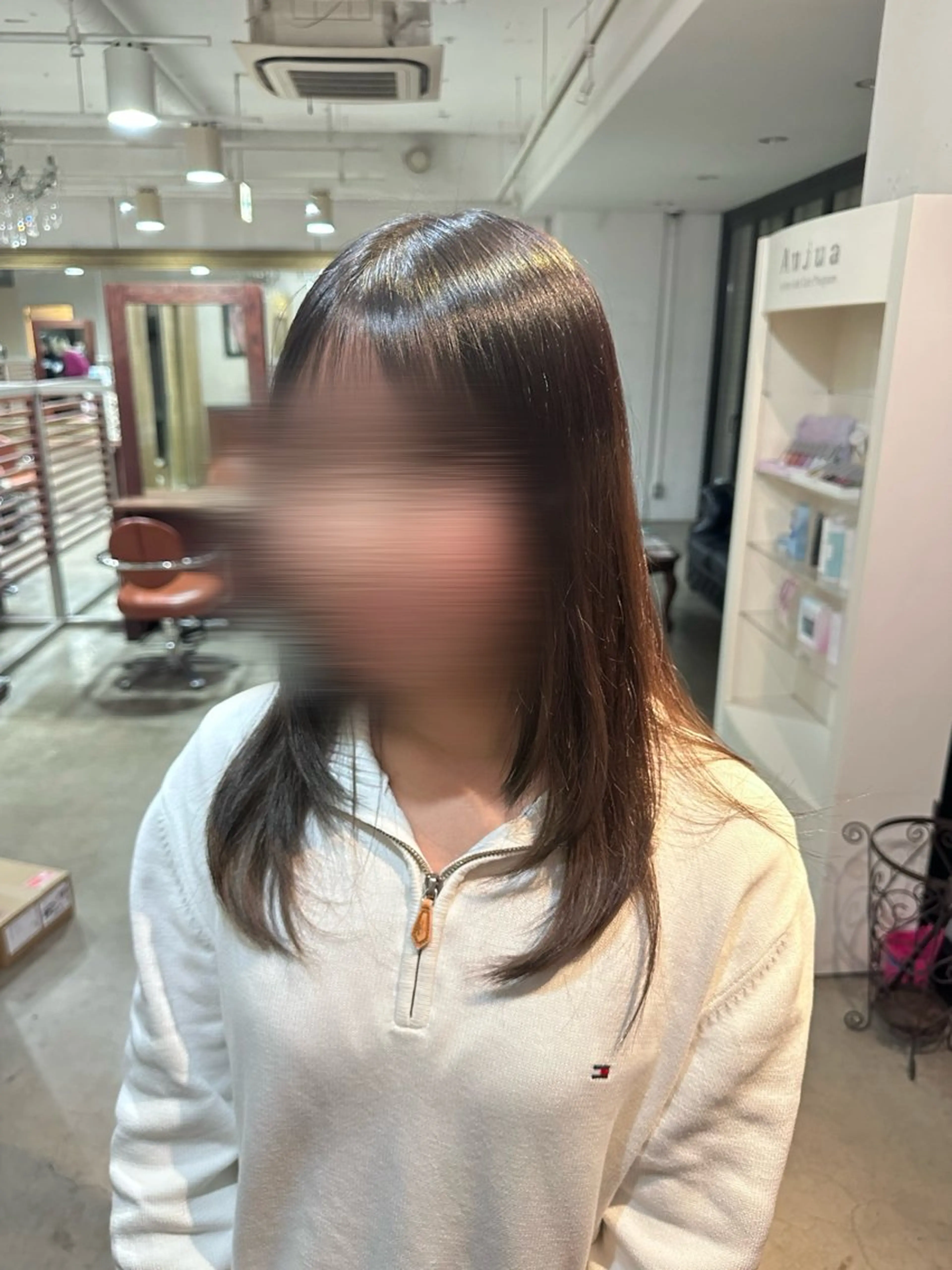ロング レイヤーカット 大庭 梨子のヘアスタイル