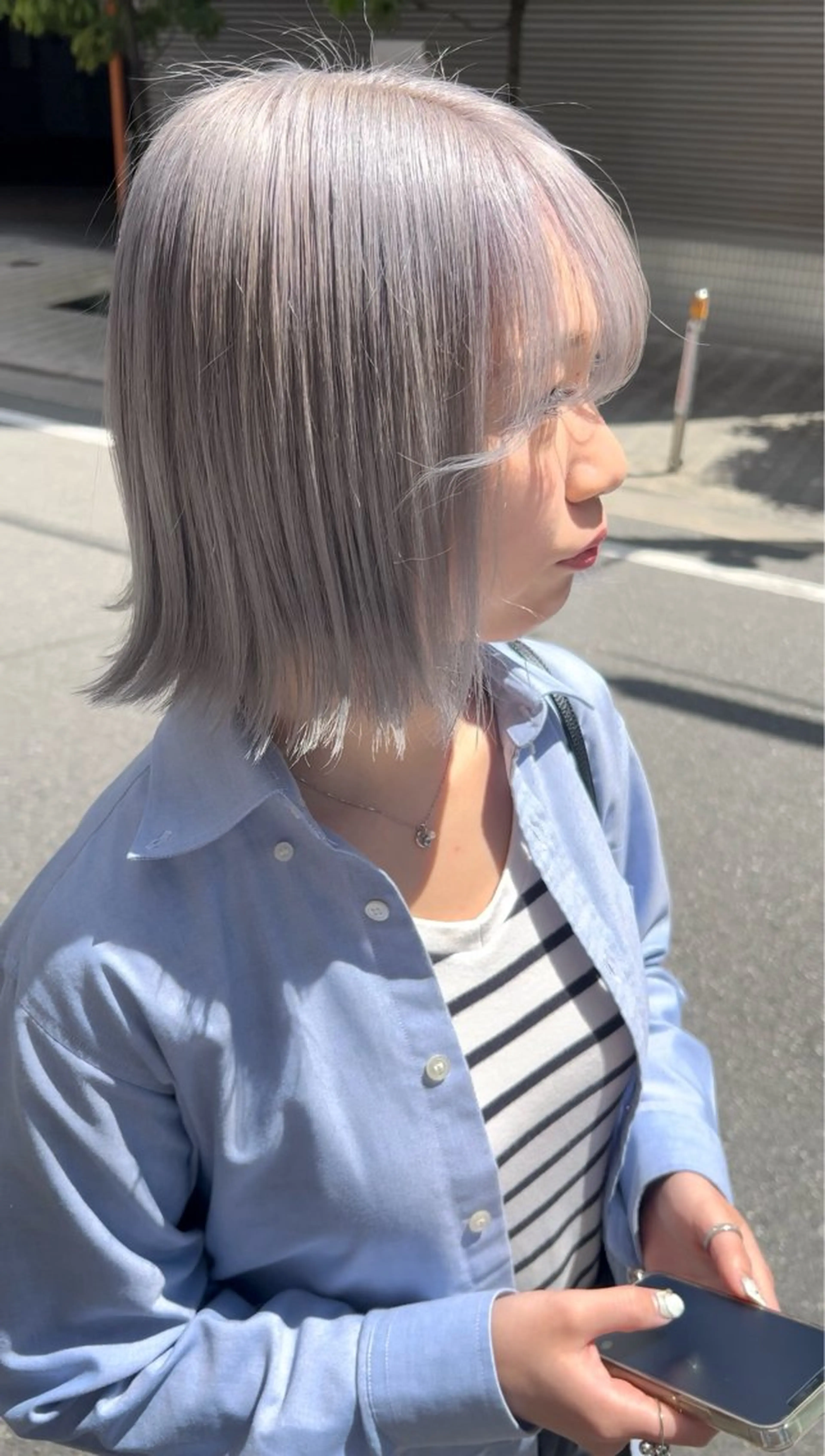 ショート カラー ブリーチ ケアブリーチ トリートメント TOMONA👑 ミルクティーレイヤーのヘアスタイル