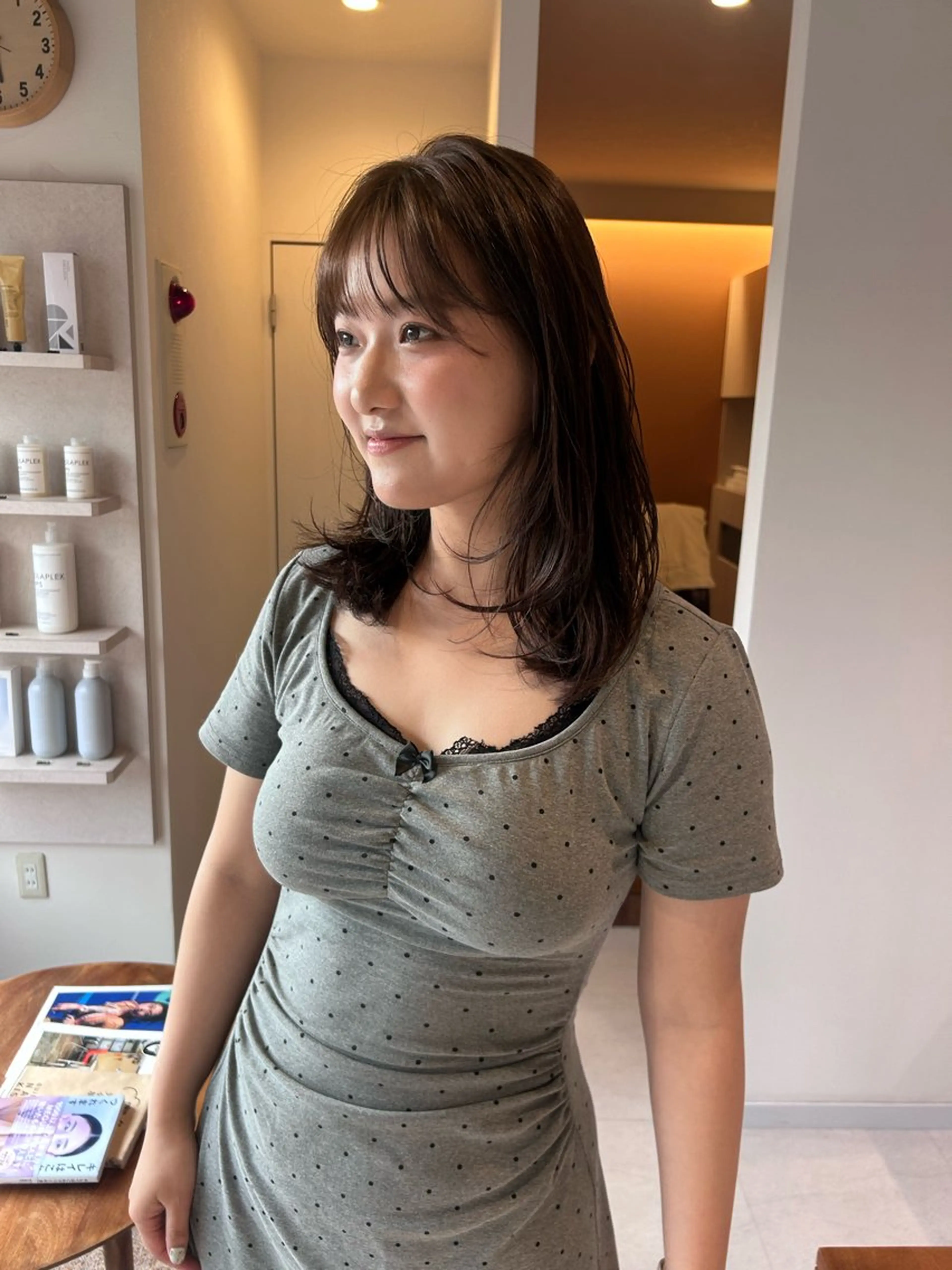 ミディアム レイヤーカット カット ヘアカラー トリートメント mine【マイン】所属・透明感カラー🫧/ レイヤー/アチワのヘアスタイル