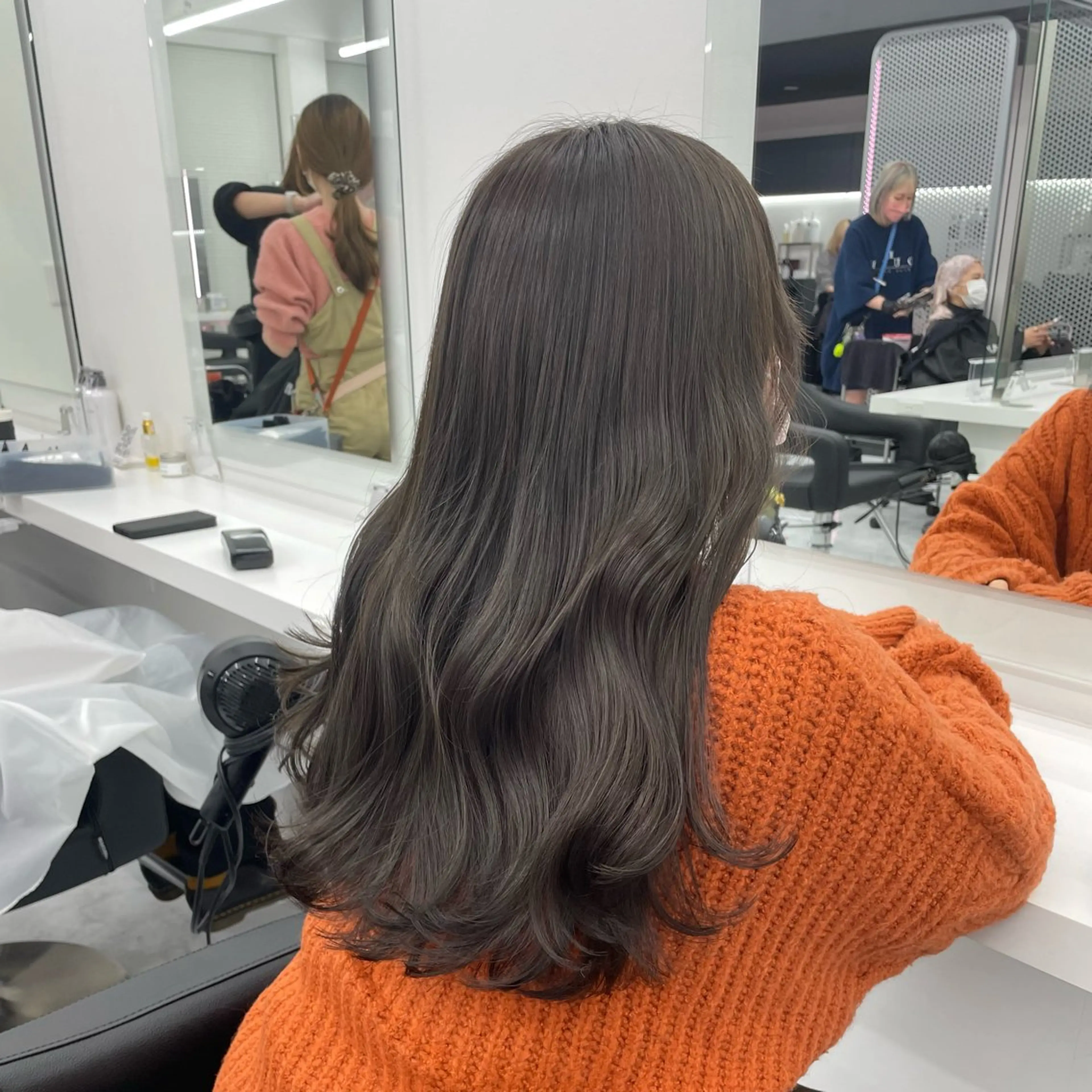 ロング カラー ヘアカラー トリートメント ヘアセット GO TODAY SHAiR SALON所属・🤍韓国トレンド ヘア🤍miku🤍のヘアスタイル