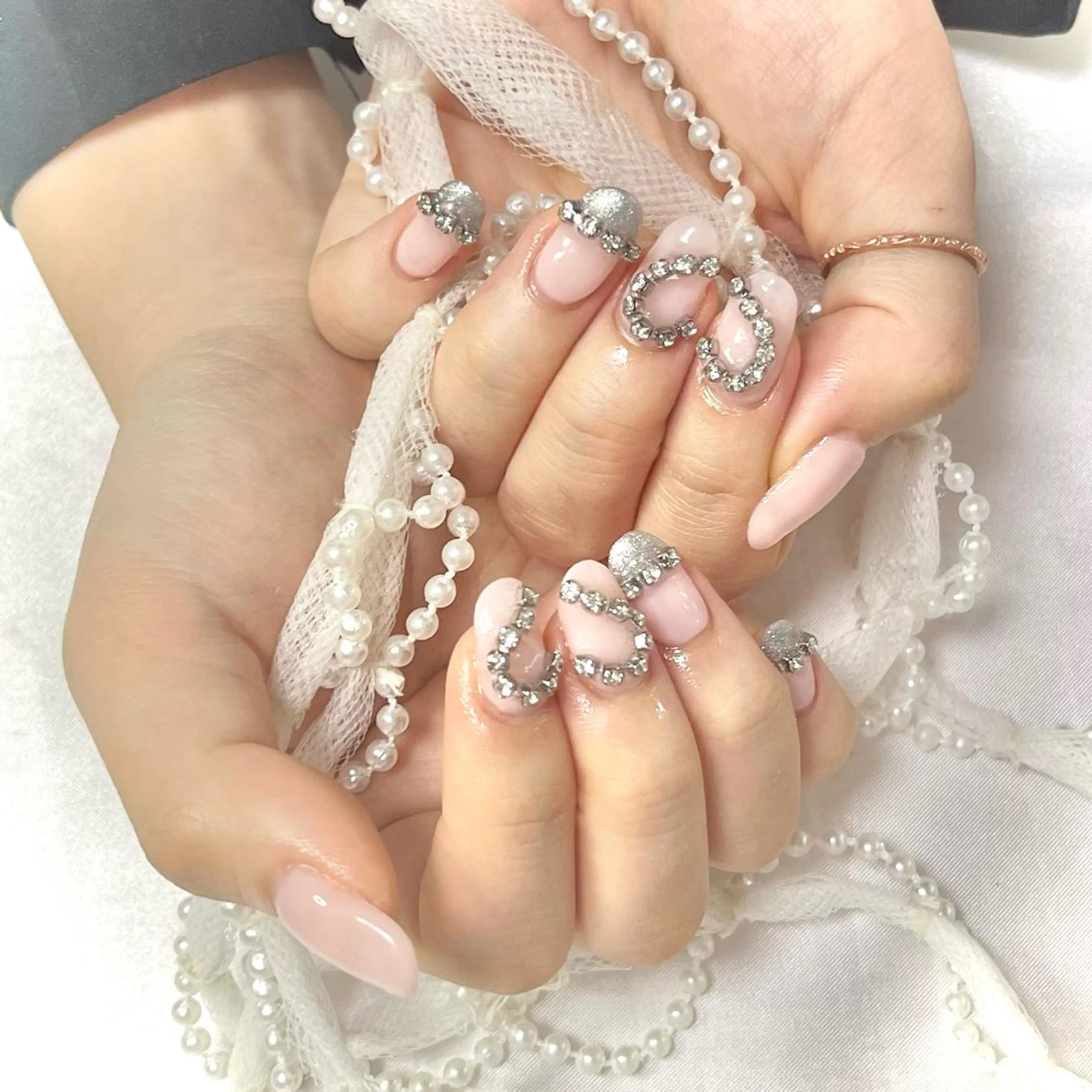 ネイル ハート 韓国ネイル ピンク シルバー 韓国ネイル💠 Tomoのネイルデザイン