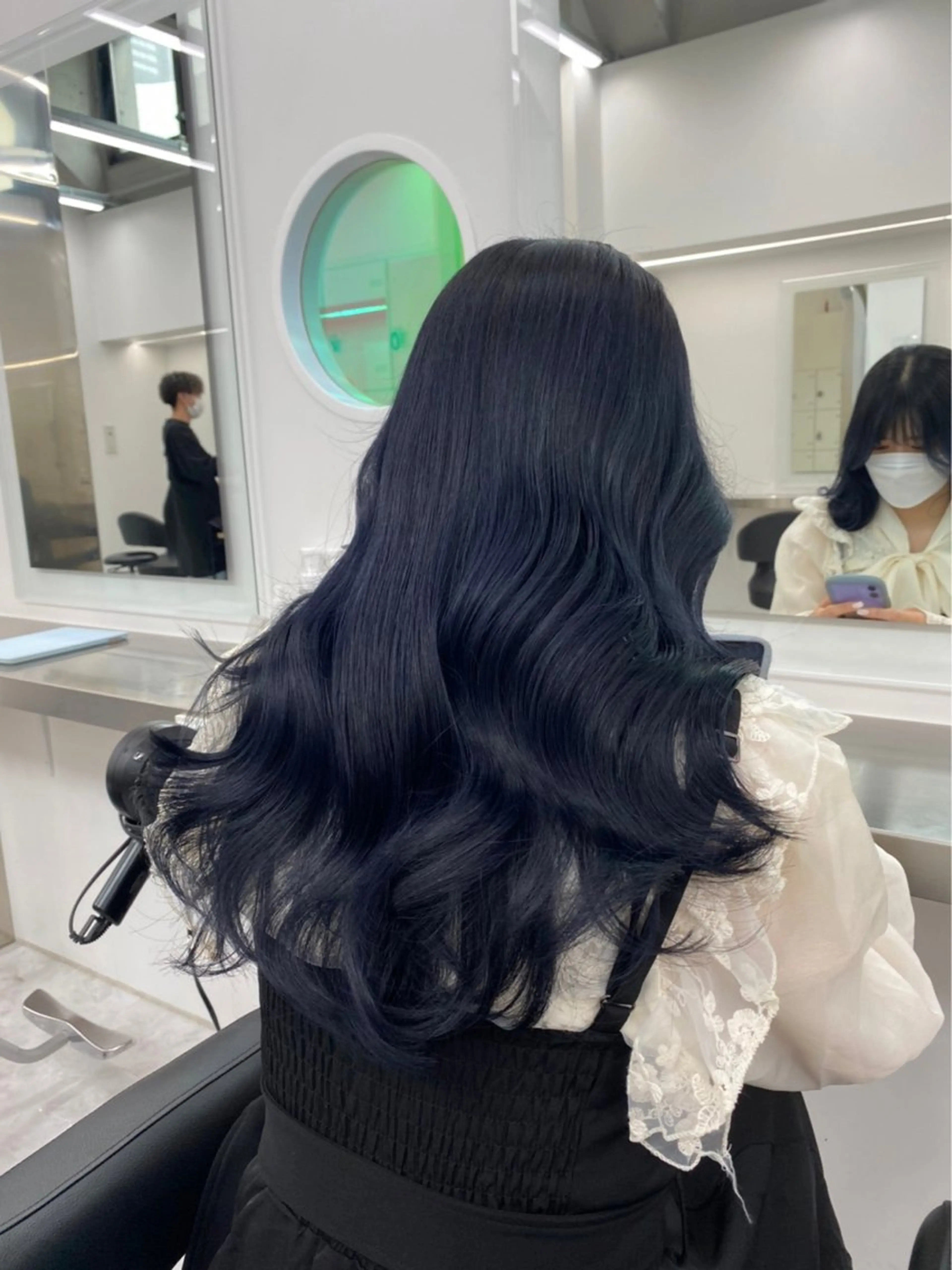 ロング カラー ヘアアレンジ ブルーカラー 韓国風ヘア カット ヘアカラー 上品な透明感カラー 寒色＆暖色ヘア💗のヘアスタイル