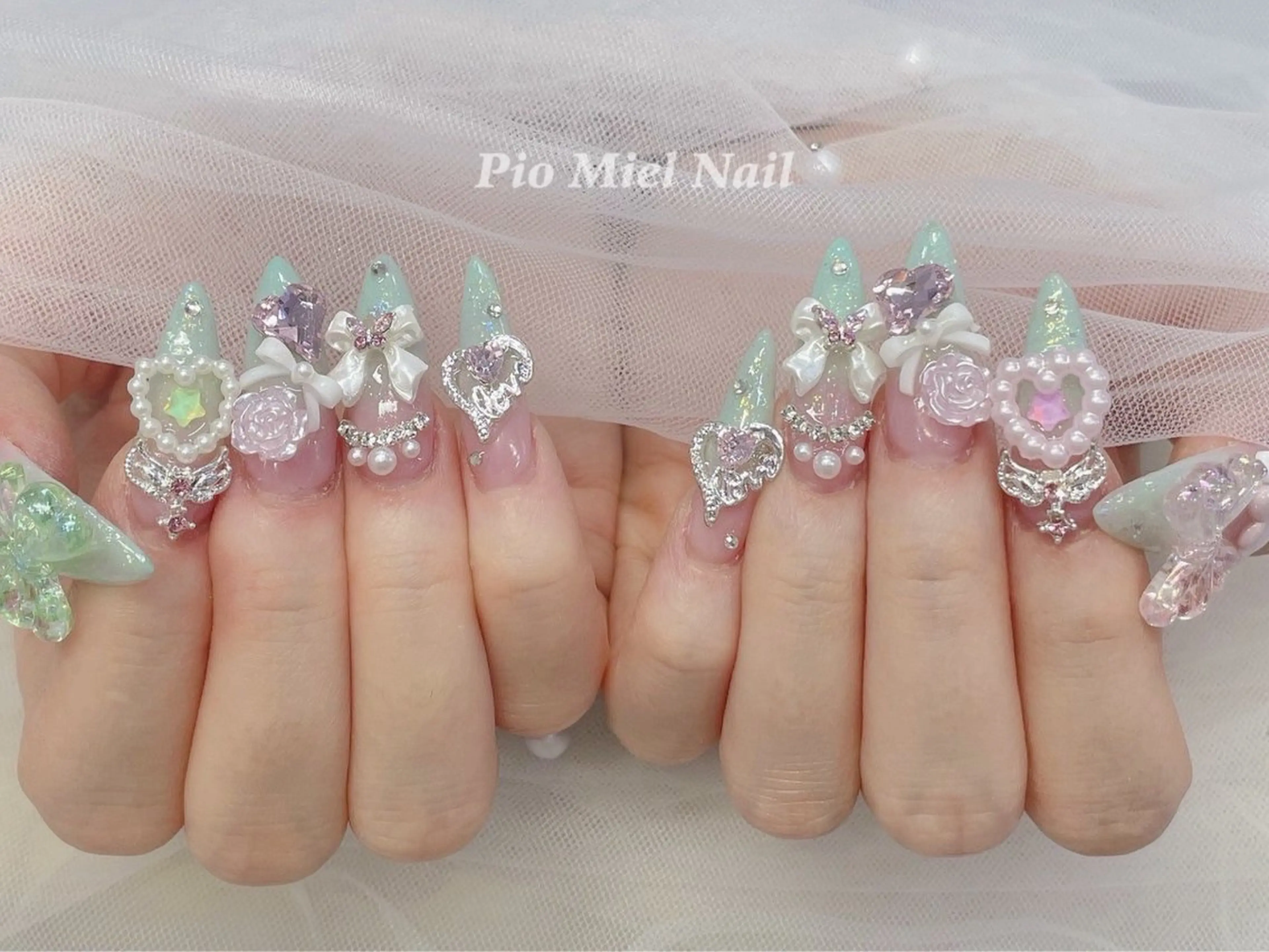 ロング カラー ミント ロング ハンドネイル HANA 長さだしのネイルデザイン