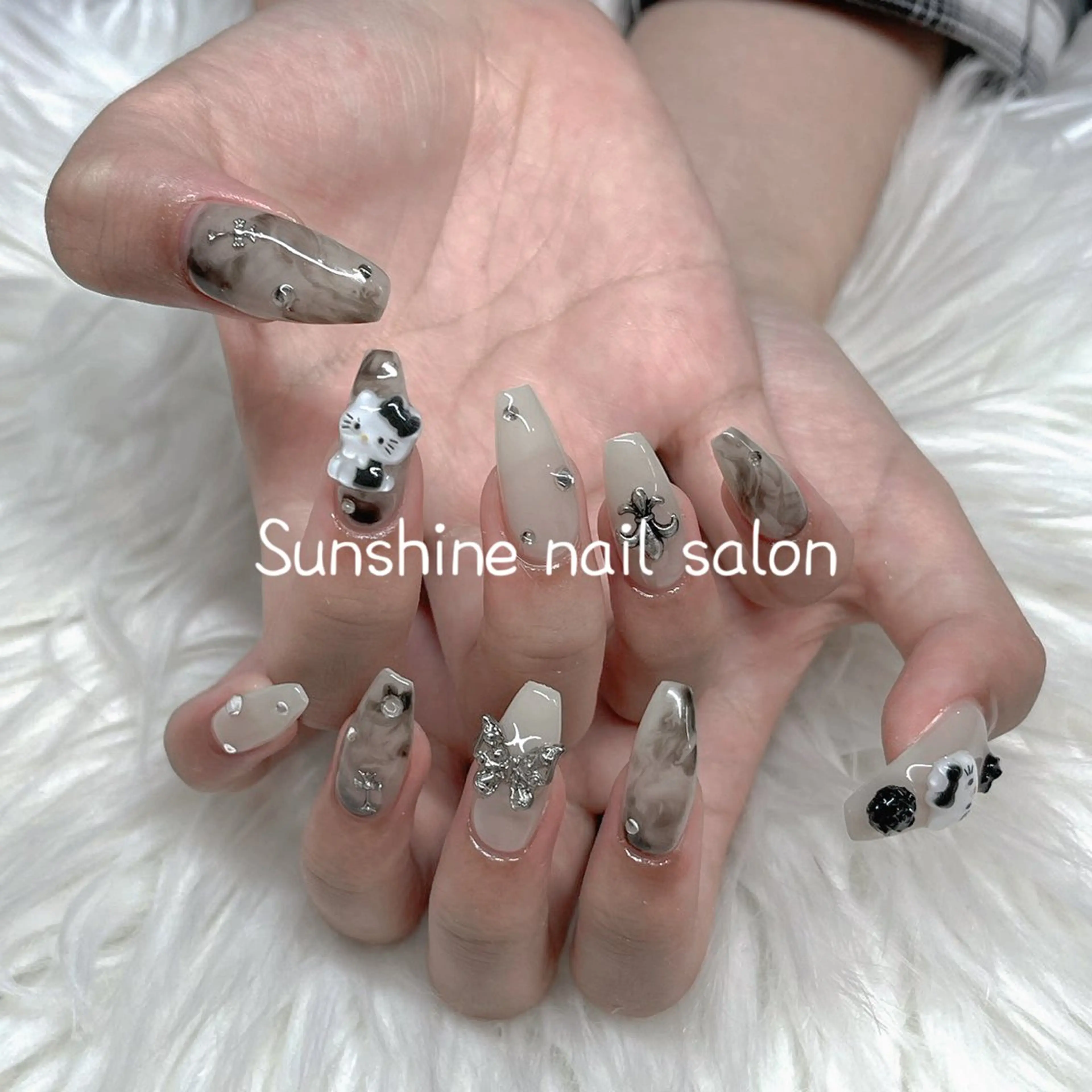 ネイル Sunshine   nail salon所属・サンシャイン ネイル池袋店のネイルデザイン