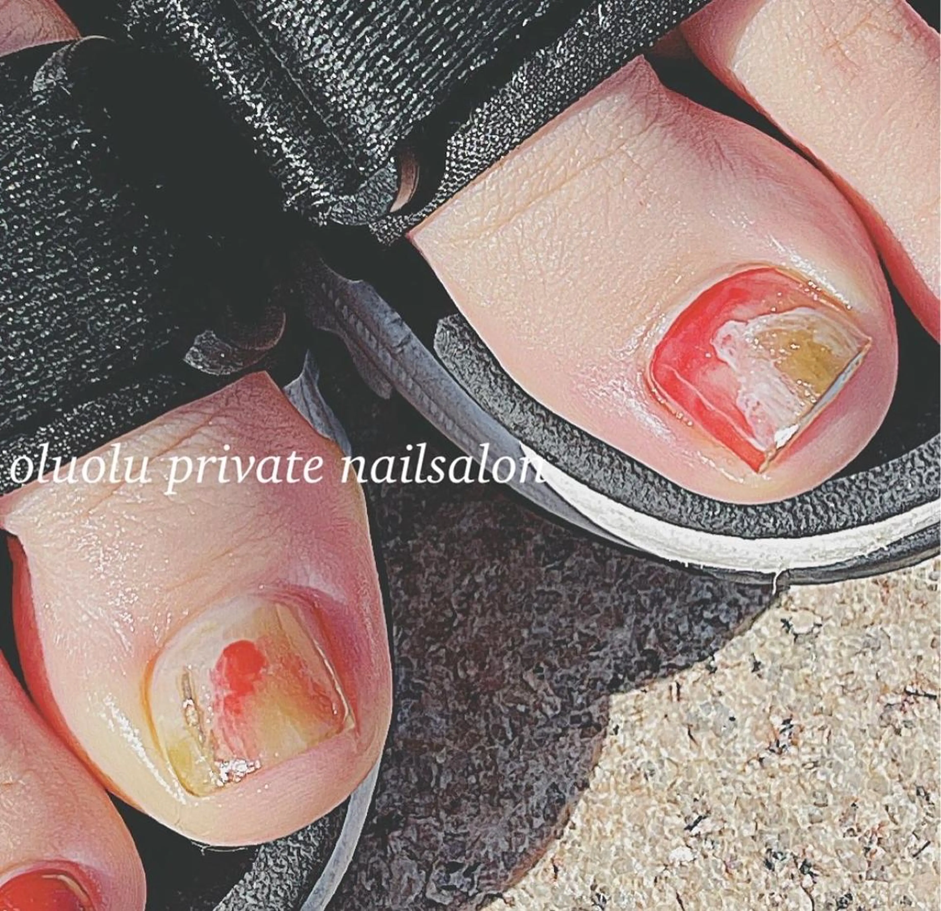 ネイル べっ甲ネイル ボルドー フットネイル ミラーネイル ニュアンスネイル フットネイル 大村 紬華のネイルデザイン