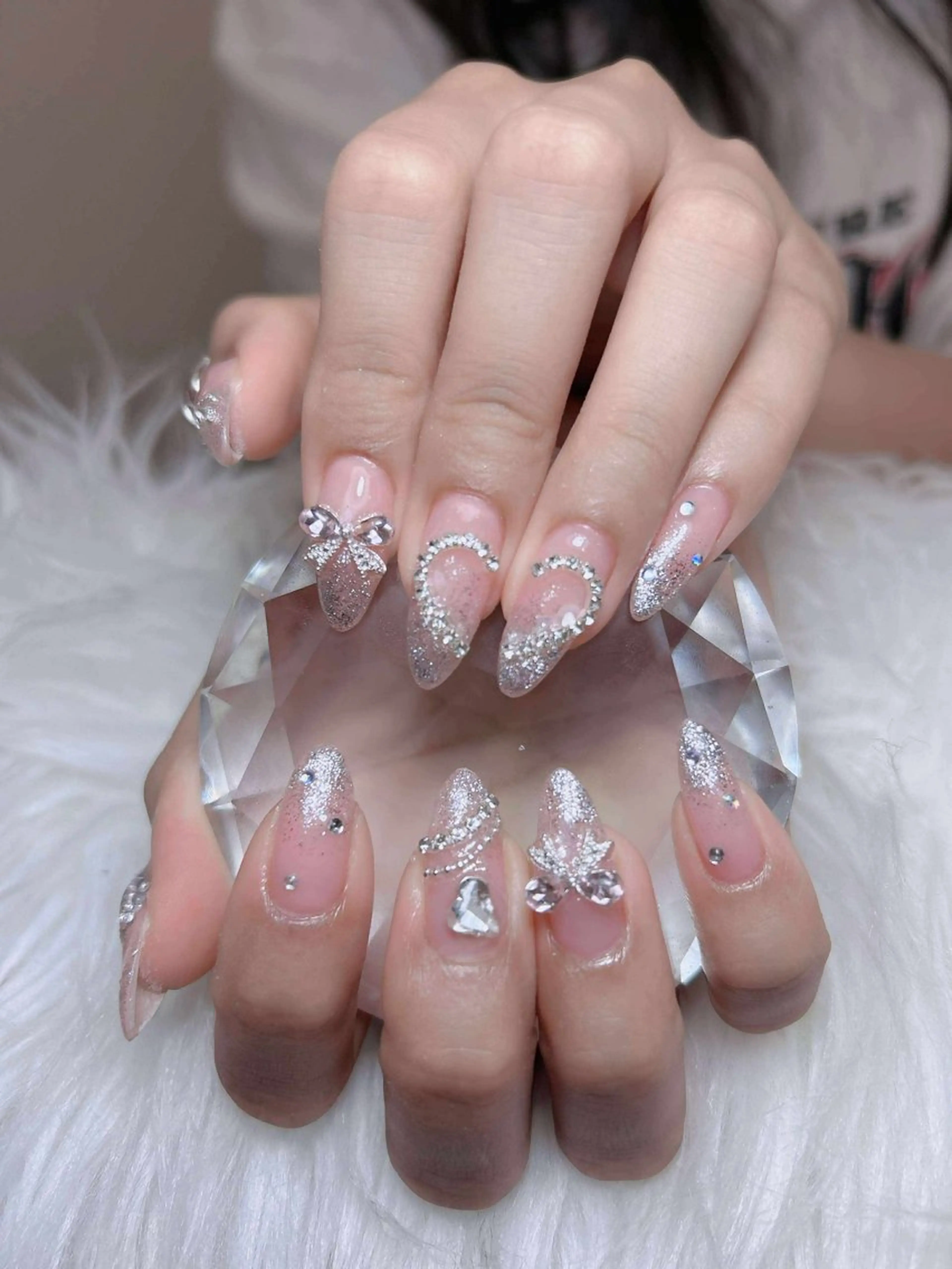 ネイル オーロラネイル チークネイル フットネイル フレンチネイル ハロウィン ハンドネイル Lumi Nail 新大久保3‘のネイルデザイン