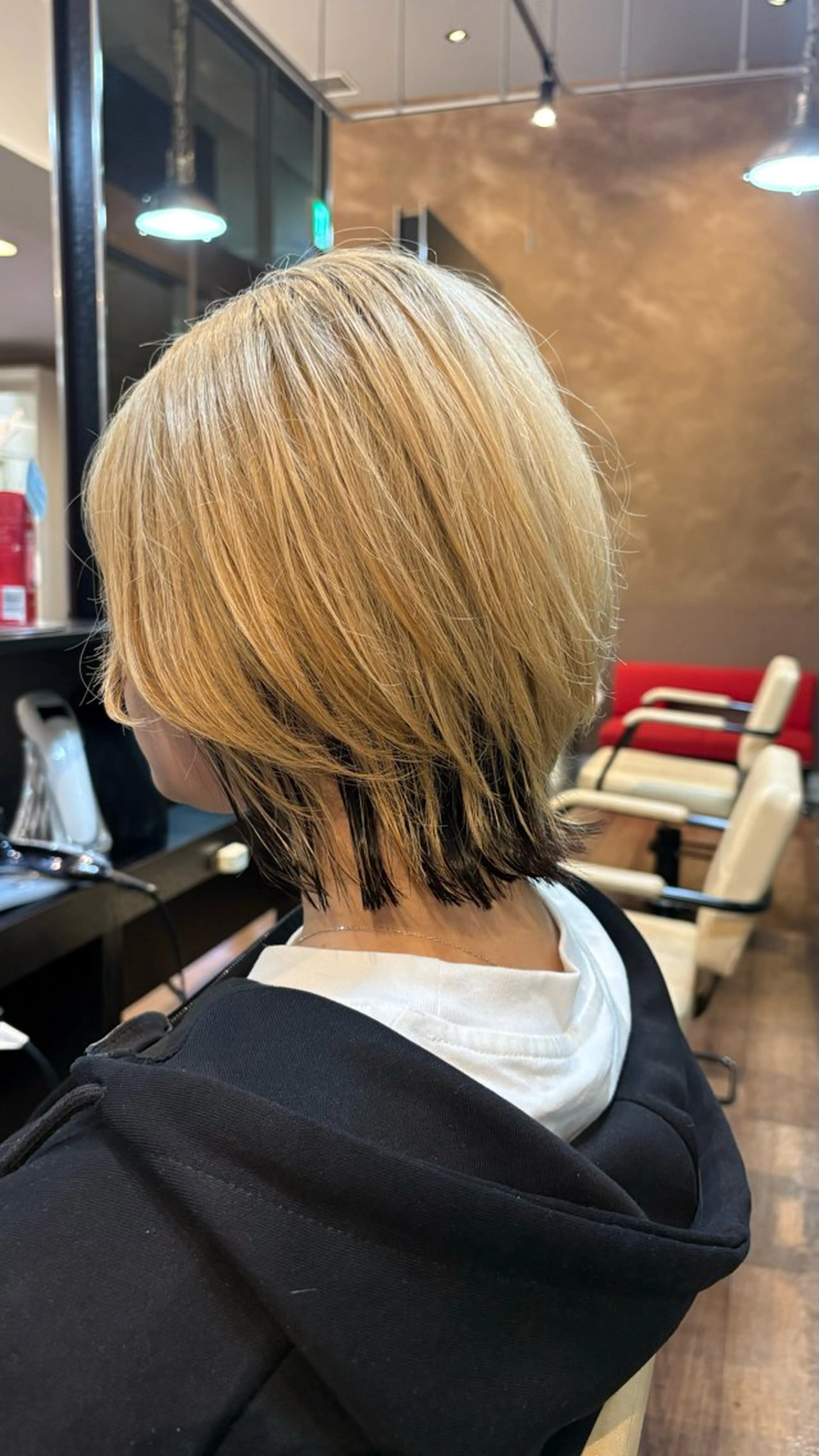 ショート カラー ショートヘア ウルフカット STYLE所属・山本 勝巳のヘアスタイル