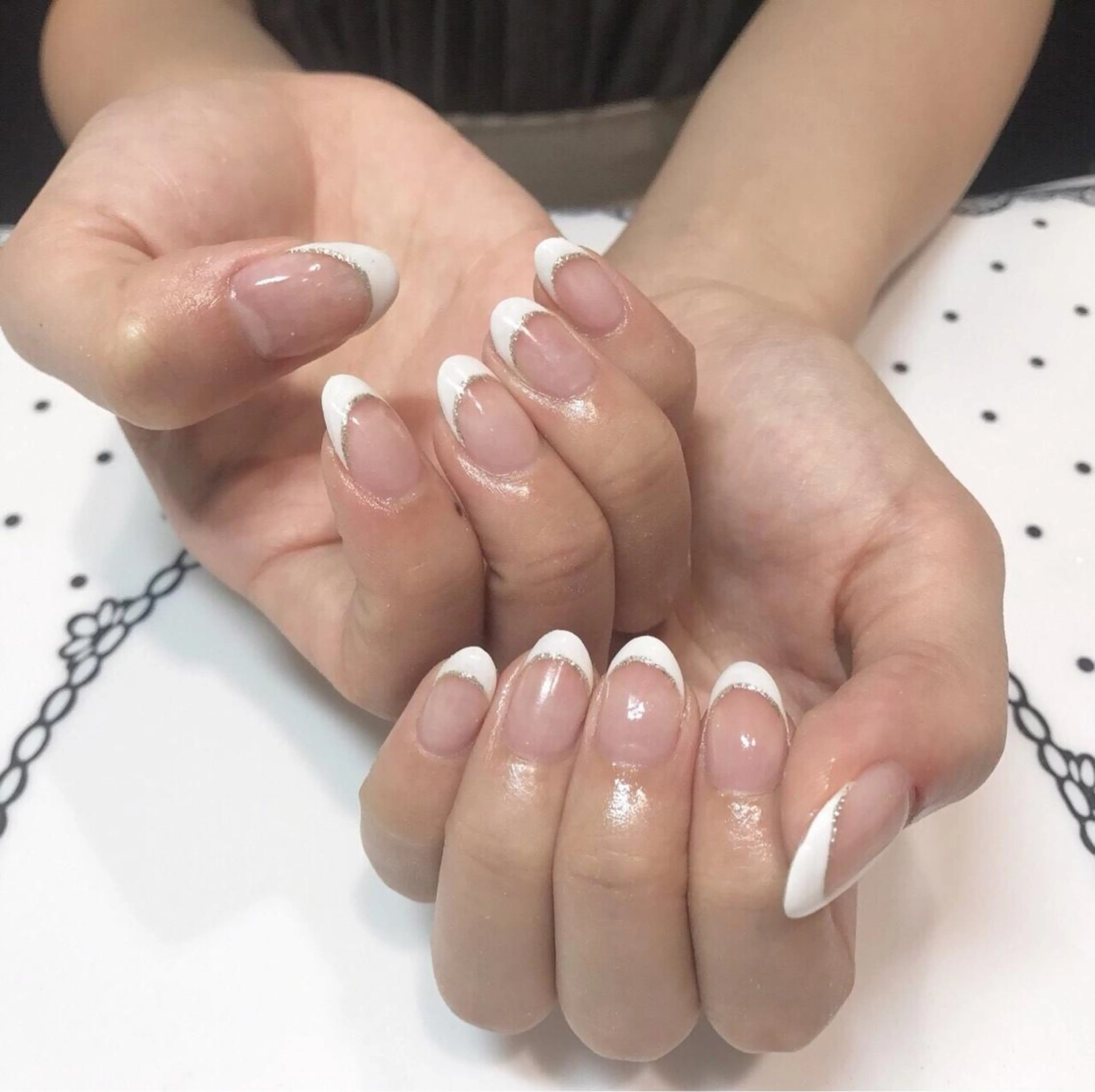 ネイル フレンチネイル LEVIJU なつみのヘアスタイル