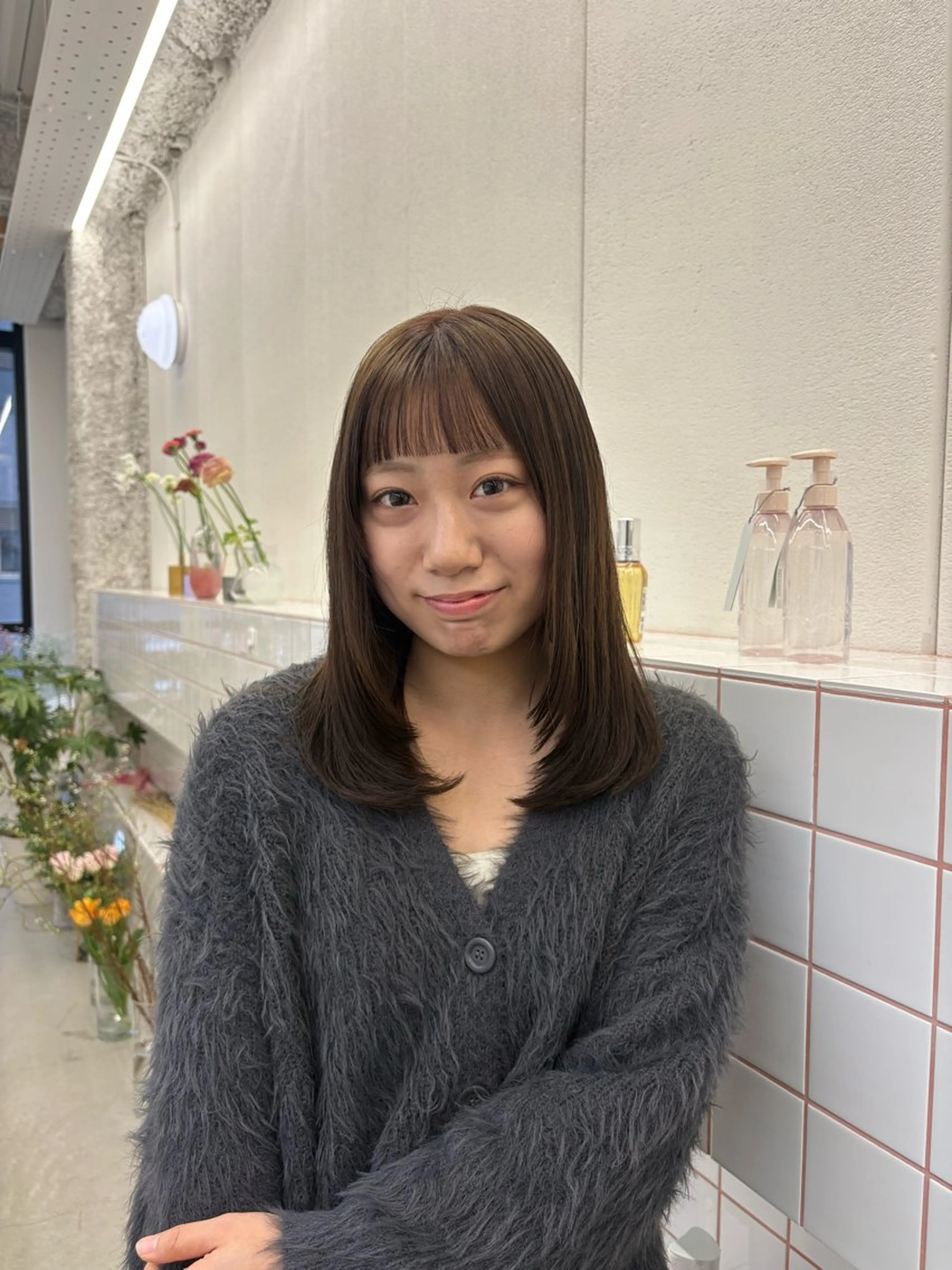 セミロング レイヤーカット オン眉 カット ヘアカラー トリートメント NIKO/名古屋/ 伏見/花屋併設のヘアスタイル
