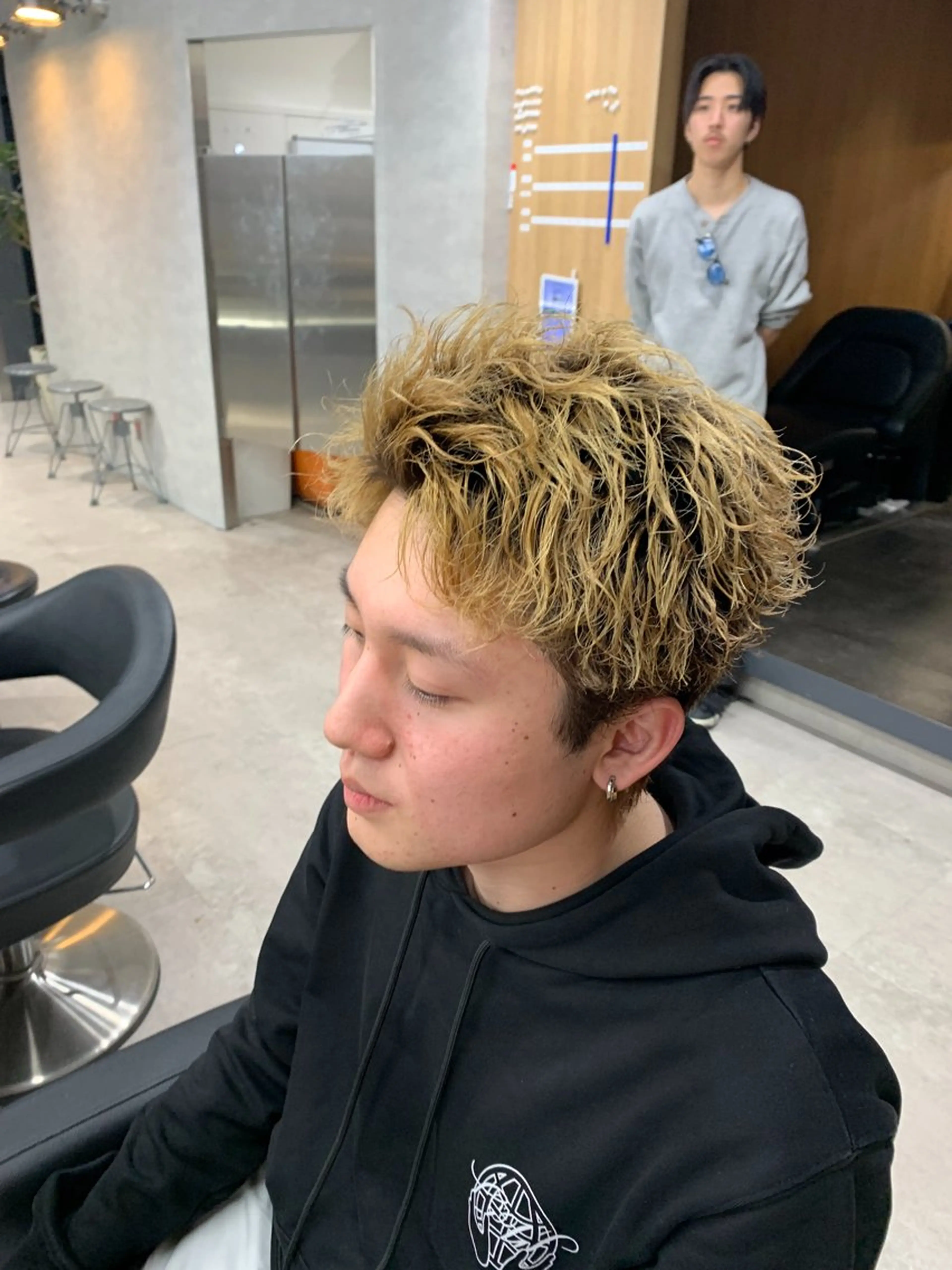ショート カラー メンズ センターパート メンズハイライト メンズメッシュ マッシュ メンズパーマ メンズ🐺カラー／ 垢抜け🔥木村晴希のヘアスタイル
