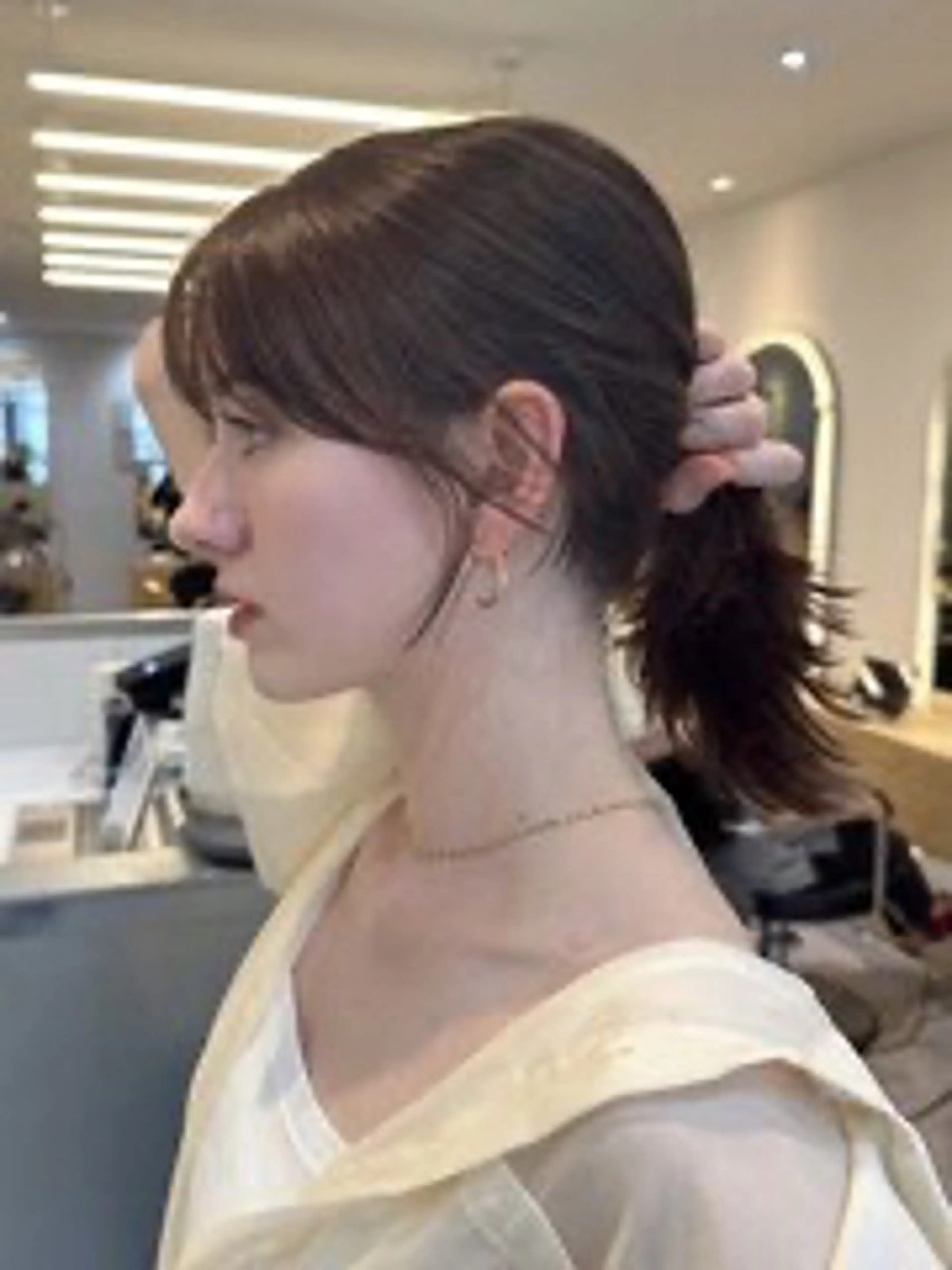 セミロング Asumi 髪質改善のヘアスタイル