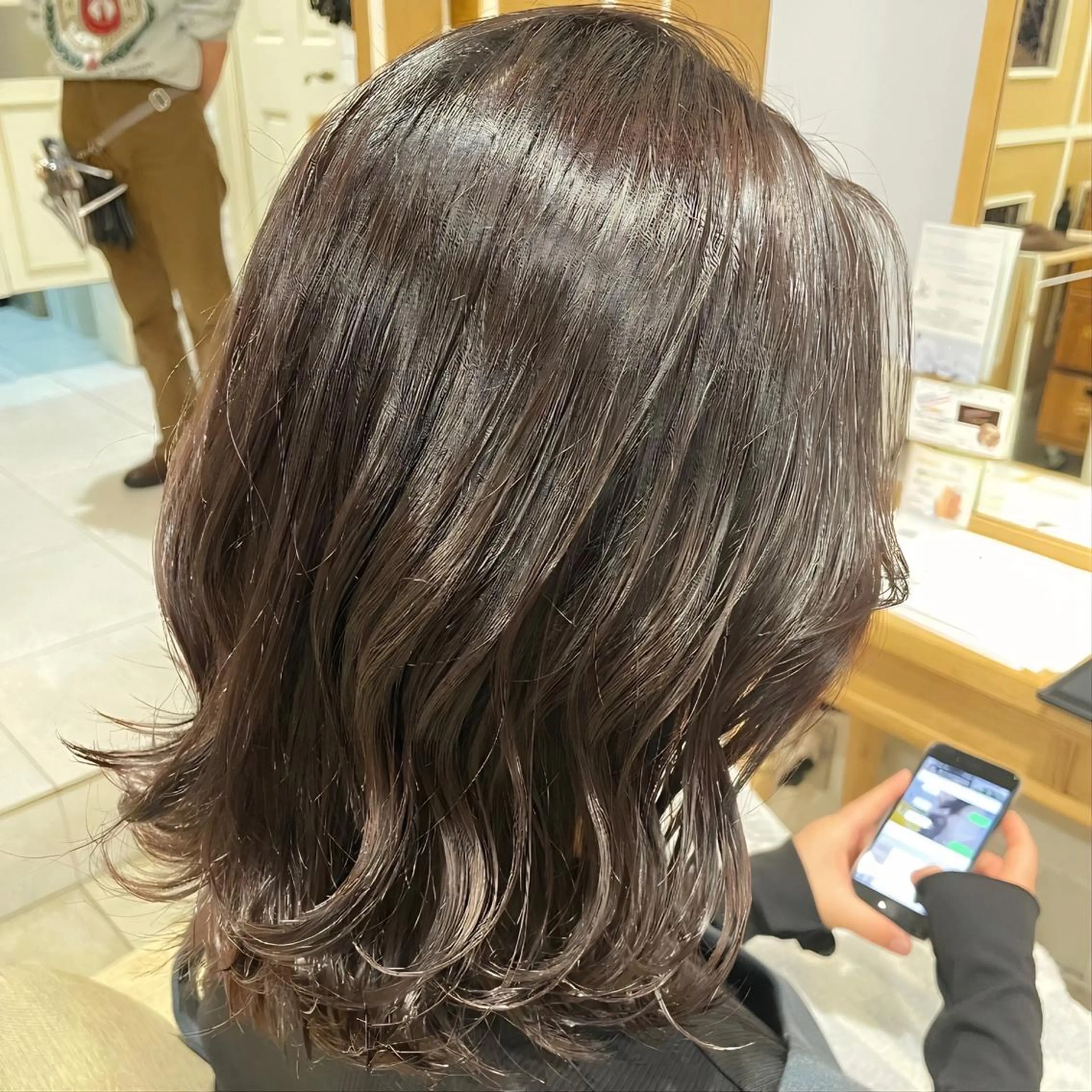 ミディアム カラー ブラウンカラー チョコレートブラウン カット ヘアカラー トリートメント すげ さやかのヘアスタイル