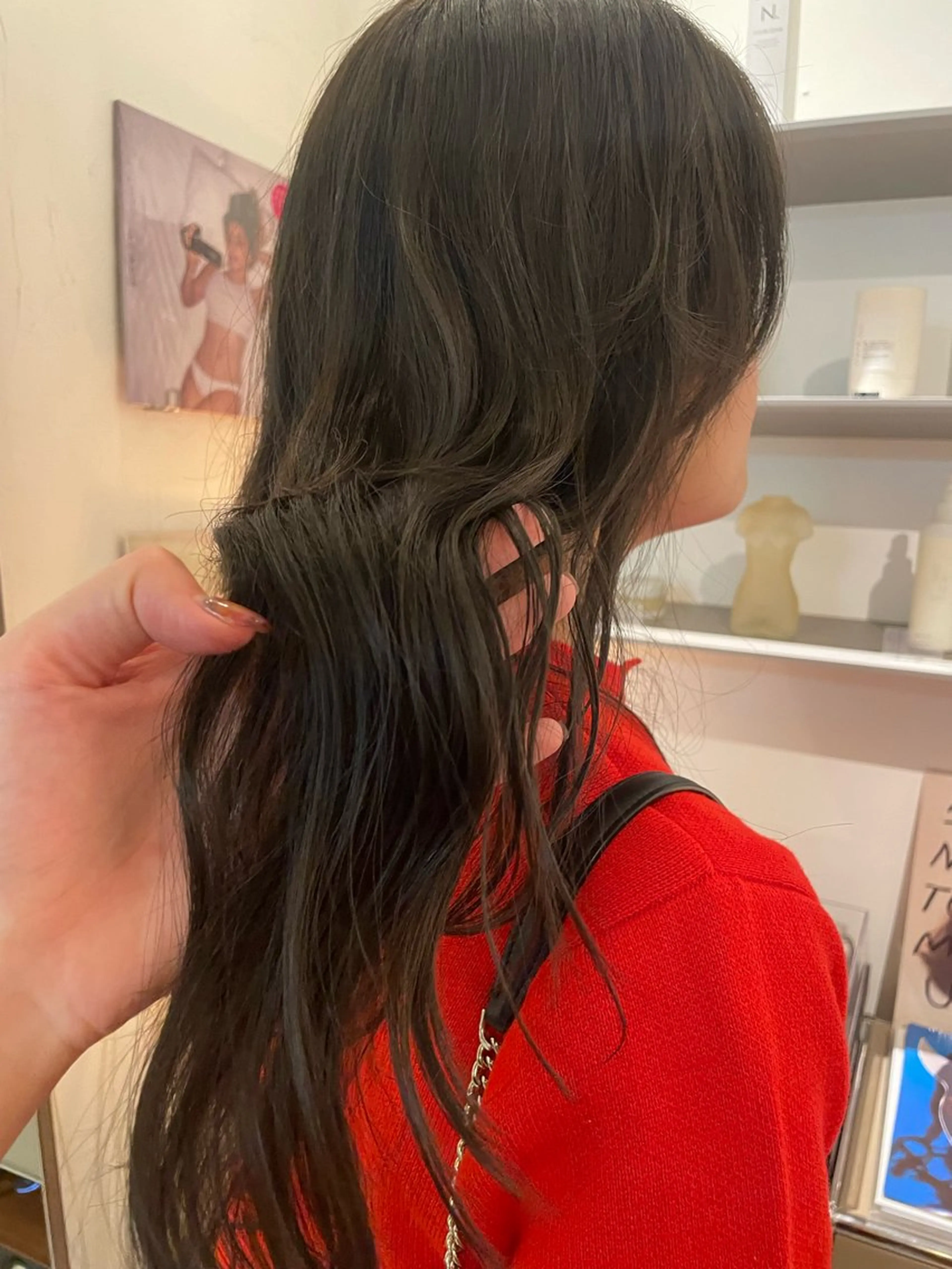 ロング HITOMI ショートカットのヘアスタイル