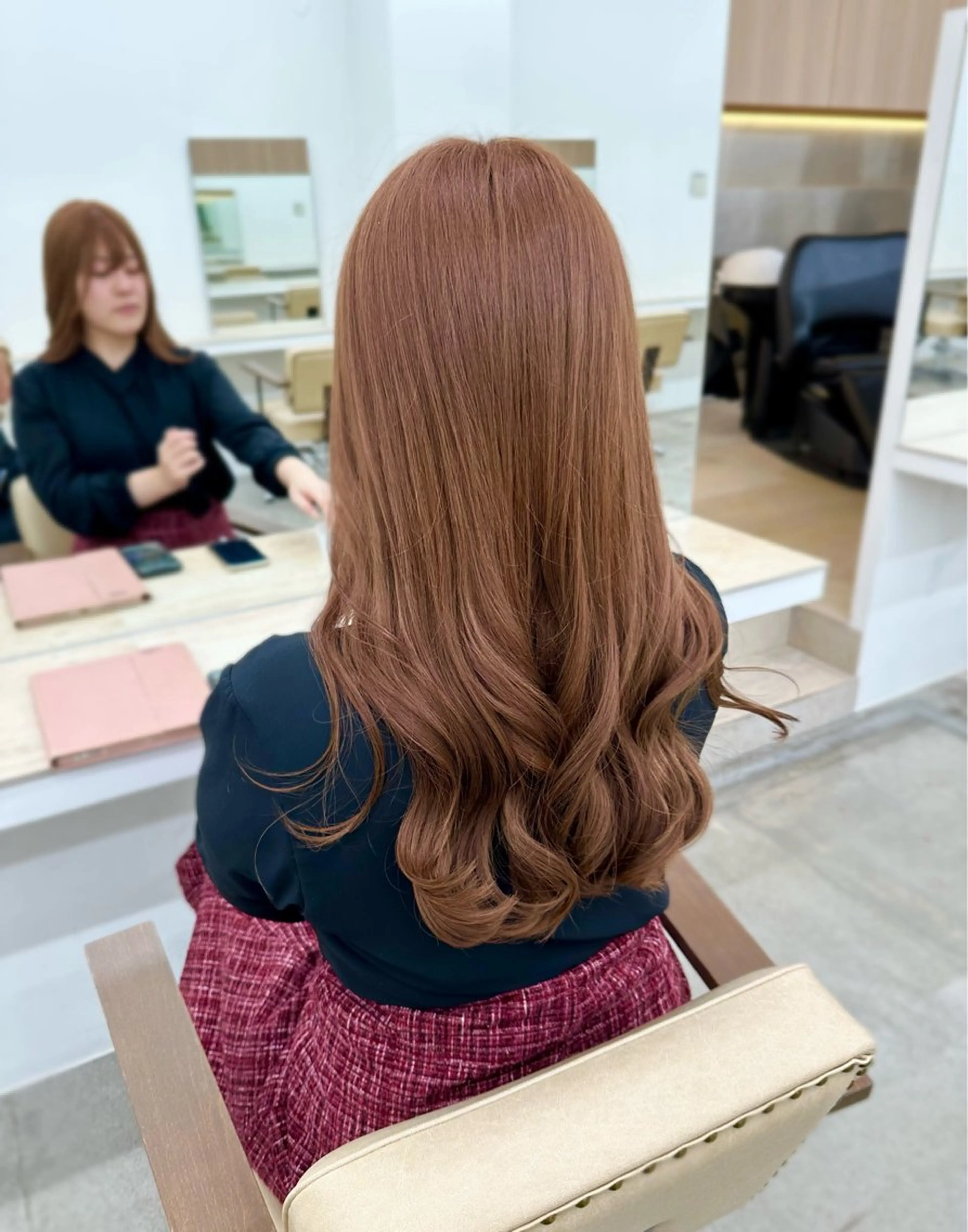 ロング カラー ブラウンカラー 透明感カラー ピンクカラー ピンクブラウン ヘアカラー ブリーチカラー🦋‪ 田中さくらのヘアスタイル