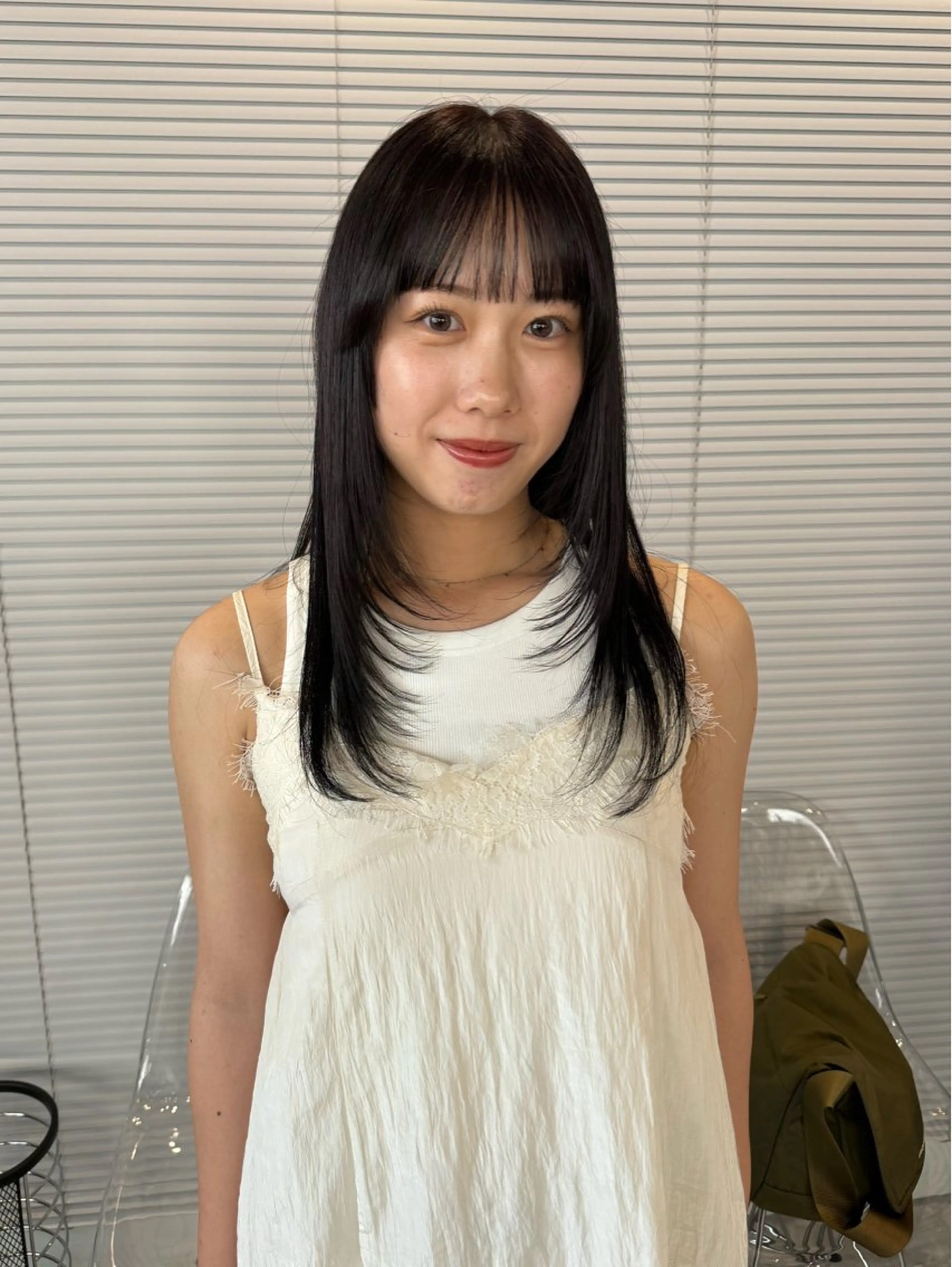 セミロング レイヤーカット カット ヘアカラー トリートメント 画 kirikaのヘアスタイル