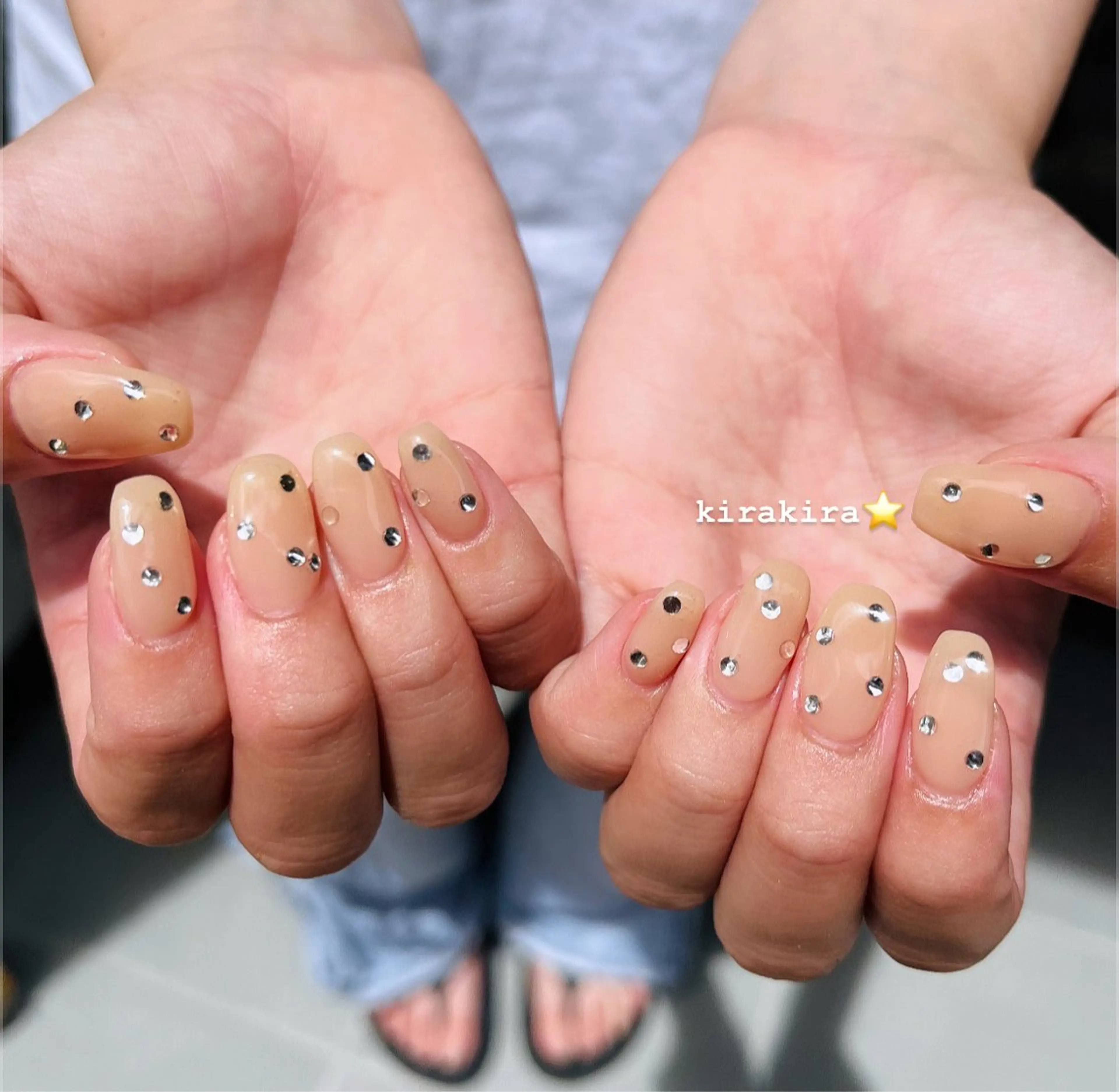 【ハンド】シンプル/ワンカラー（オフなし）の写真