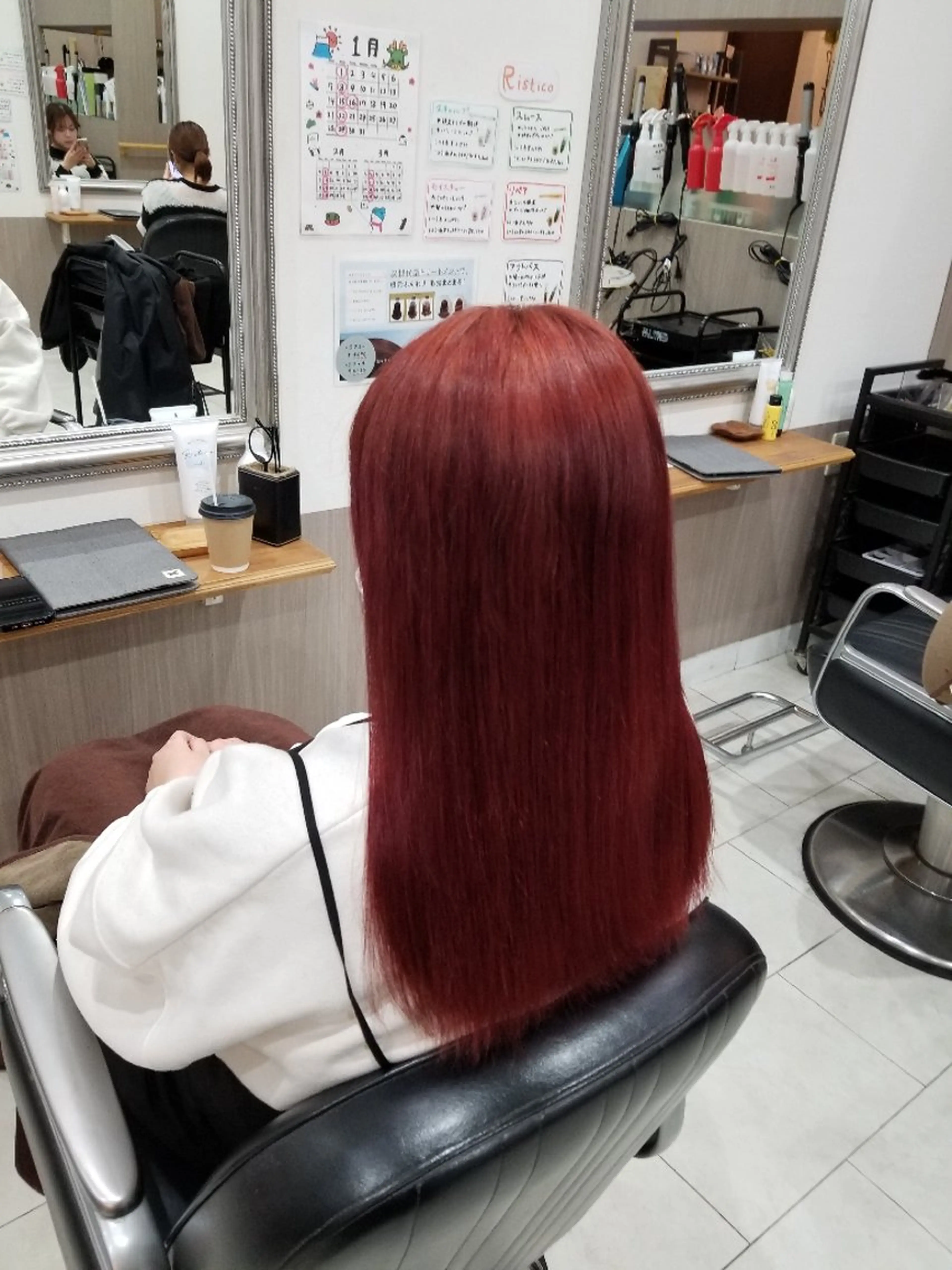 カラー 暖色🍎透明感カラー 🩵小林かりんのヘアスタイル