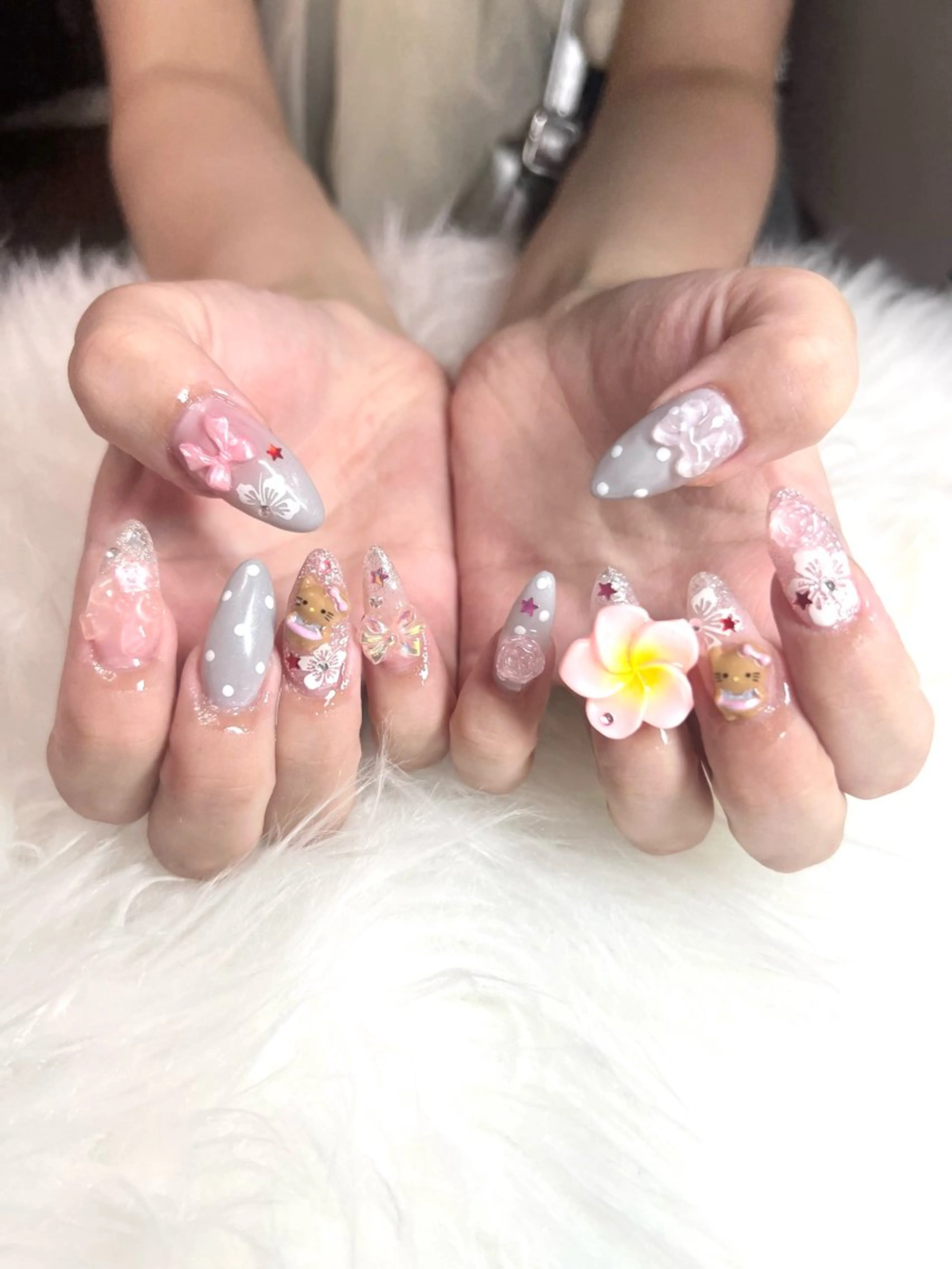 ネイル ハンドネイル 井尻 紗菜のネイルデザイン