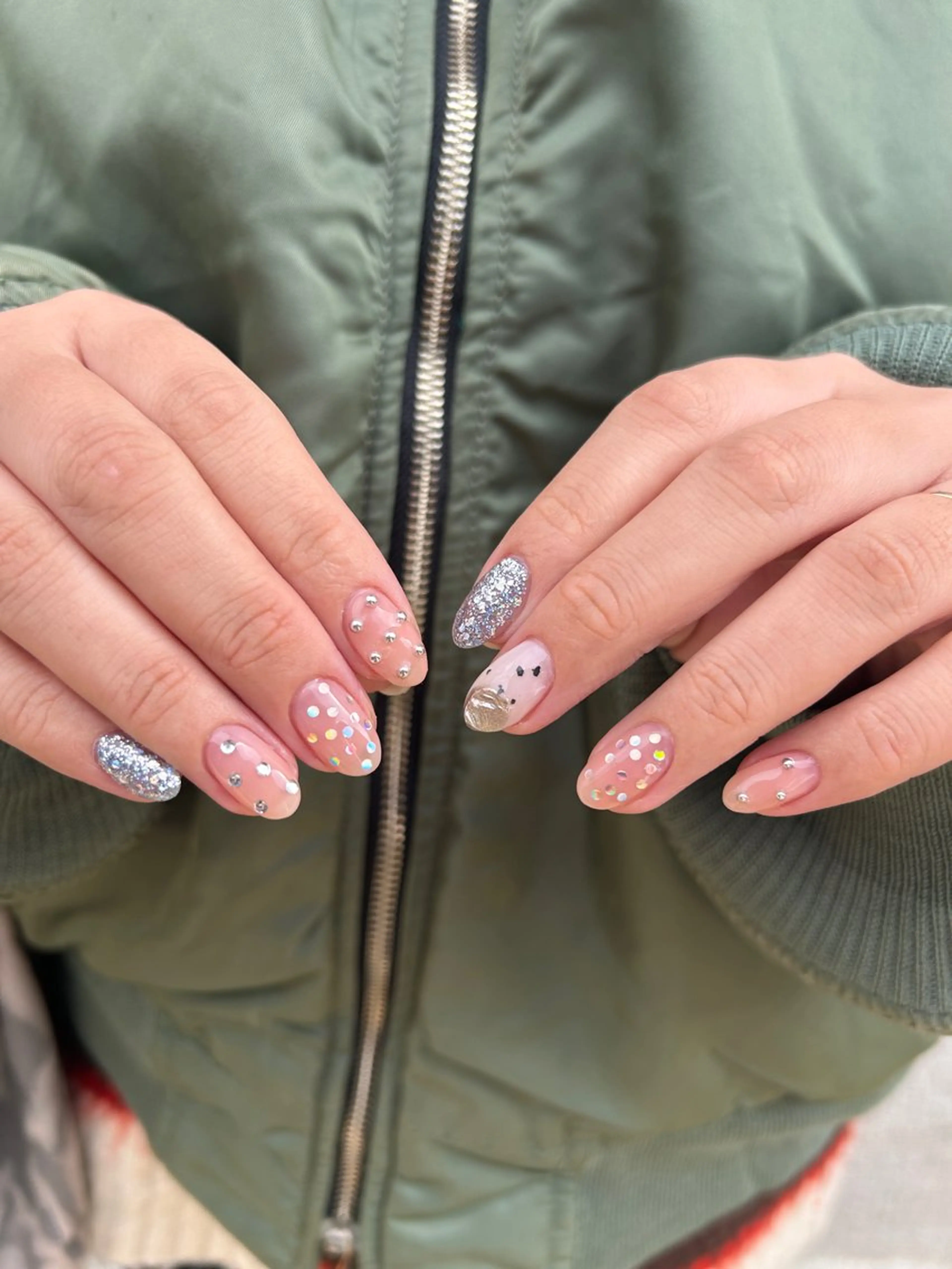 ネイル ブライダルネイル ハンドネイル Lofinails ちひろのネイルデザイン