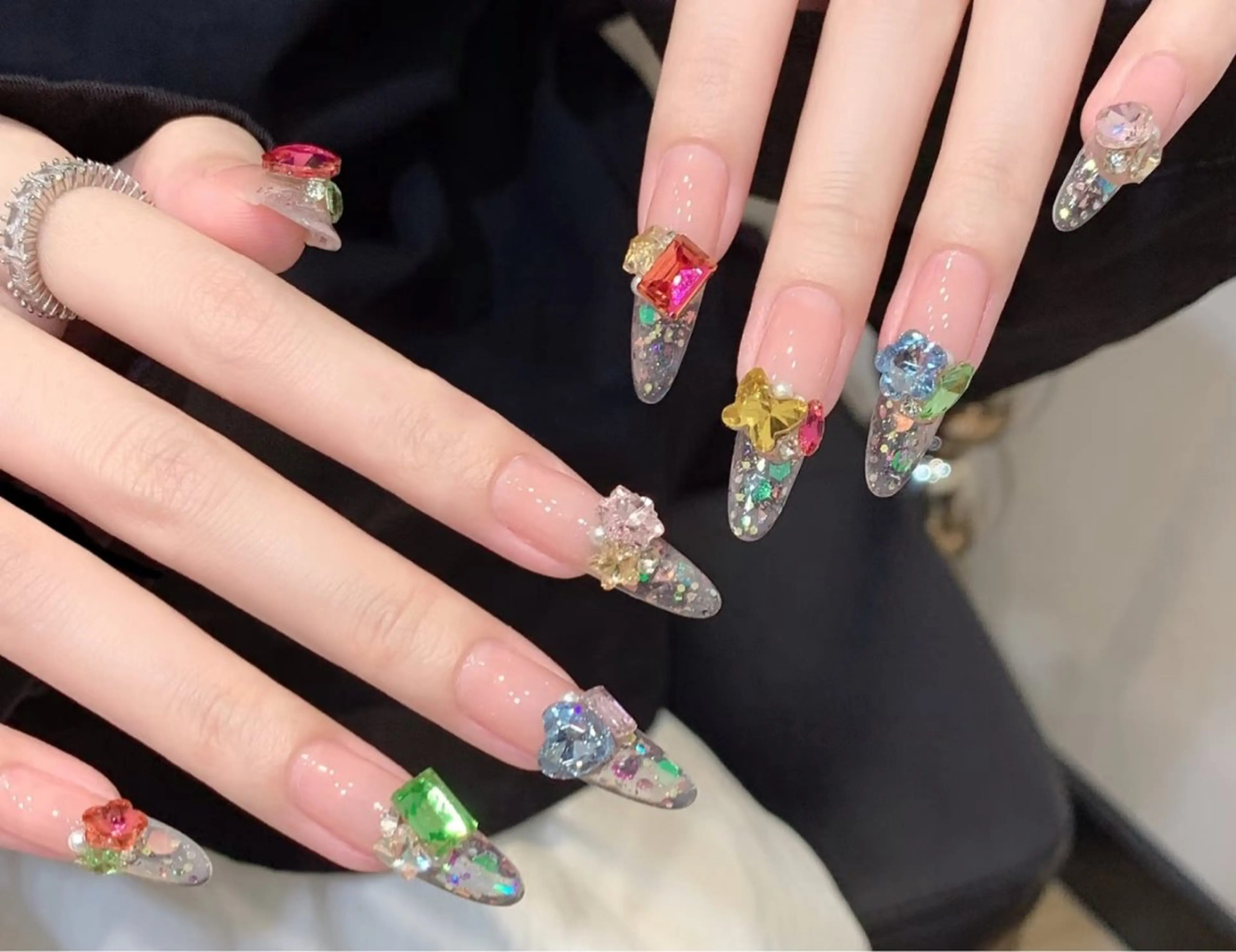 ネイル アートネイル オーロラネイル チークネイル フレンチネイル ガラスフレンチ ハンドネイル 🎀🎀YooLi Nail Salonのネイルデザイン