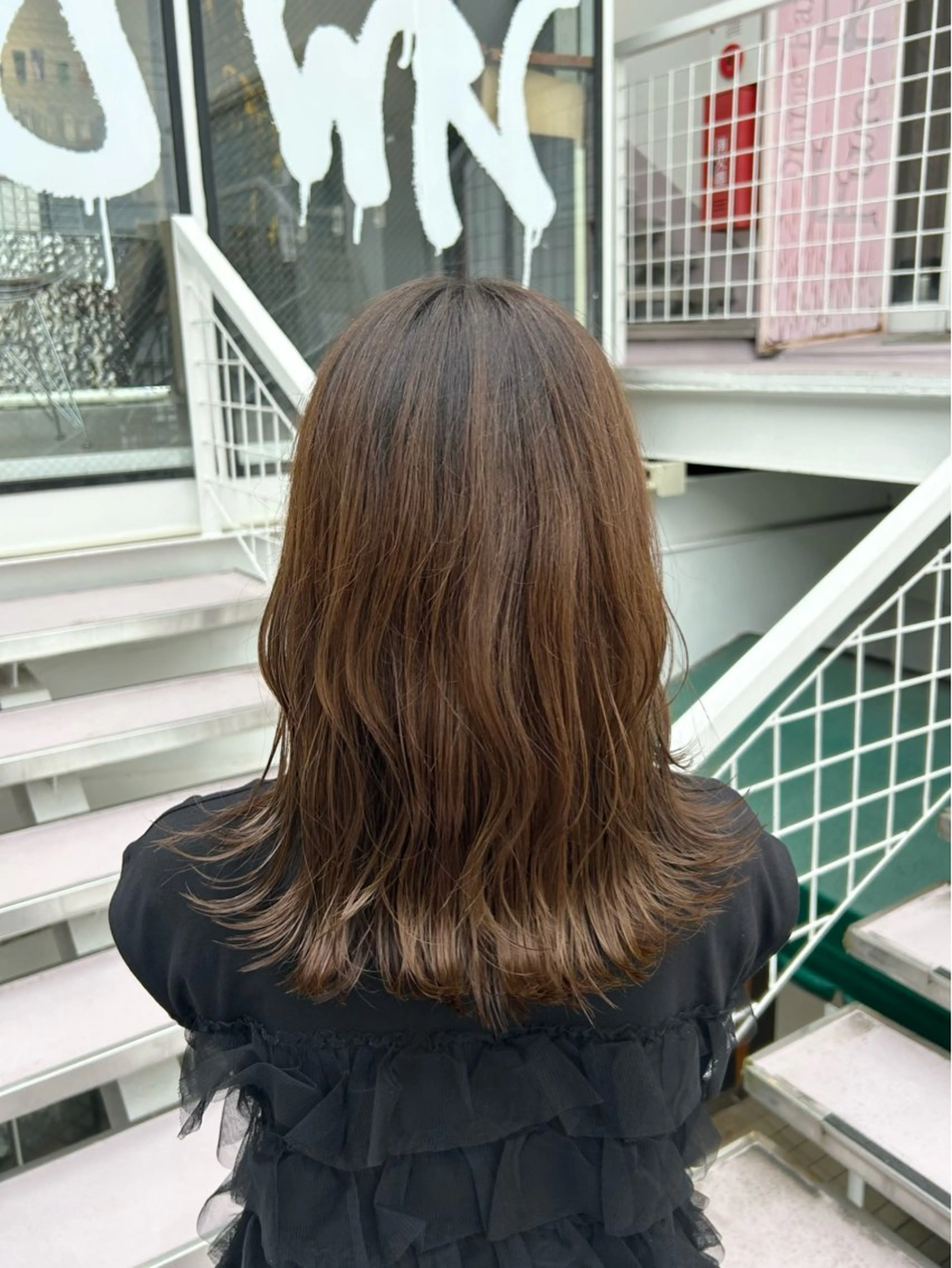 セミロング レイヤーカット 溝端 美紀のヘアスタイル
